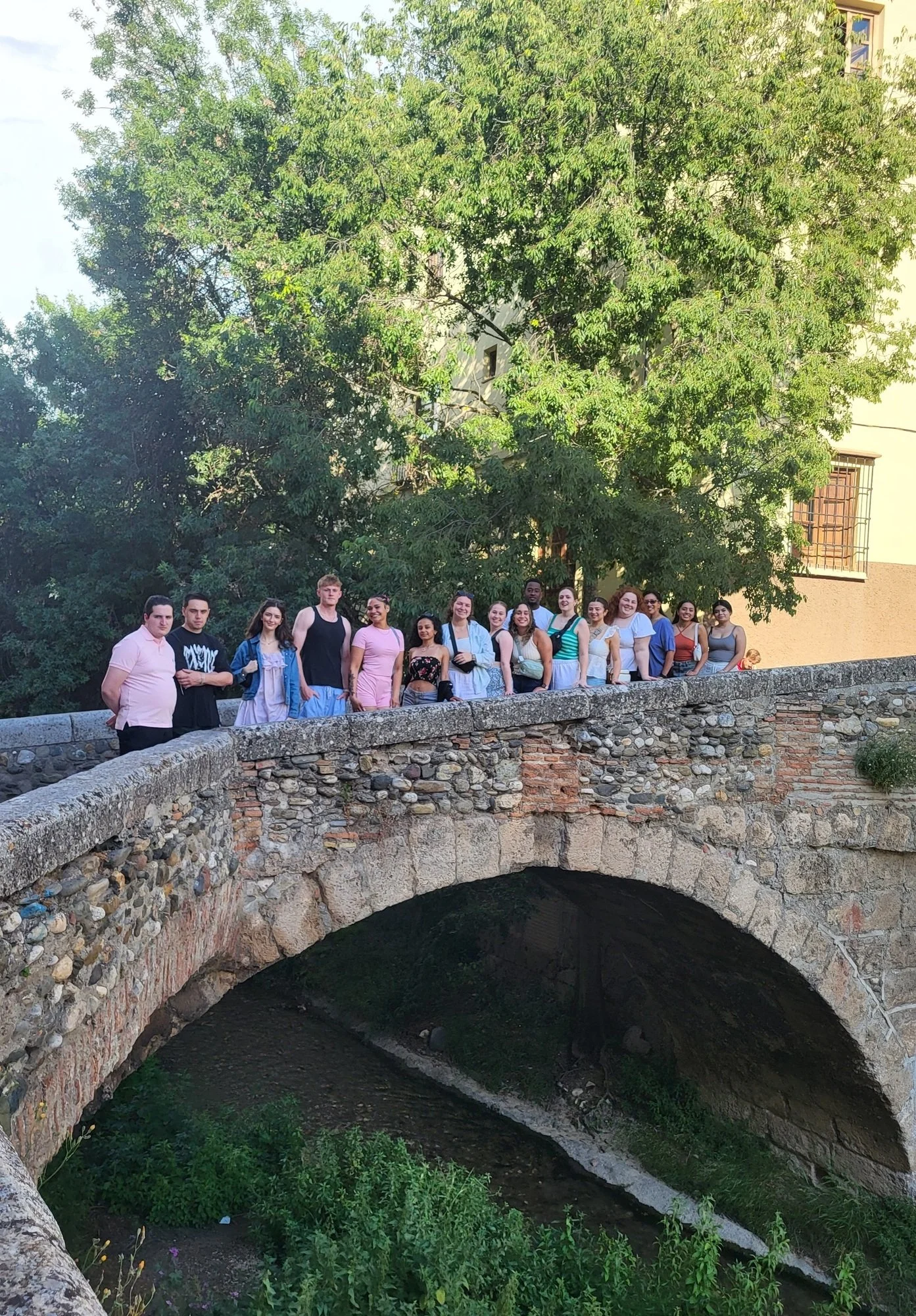 25 Spain Along the Albaicin.jpg