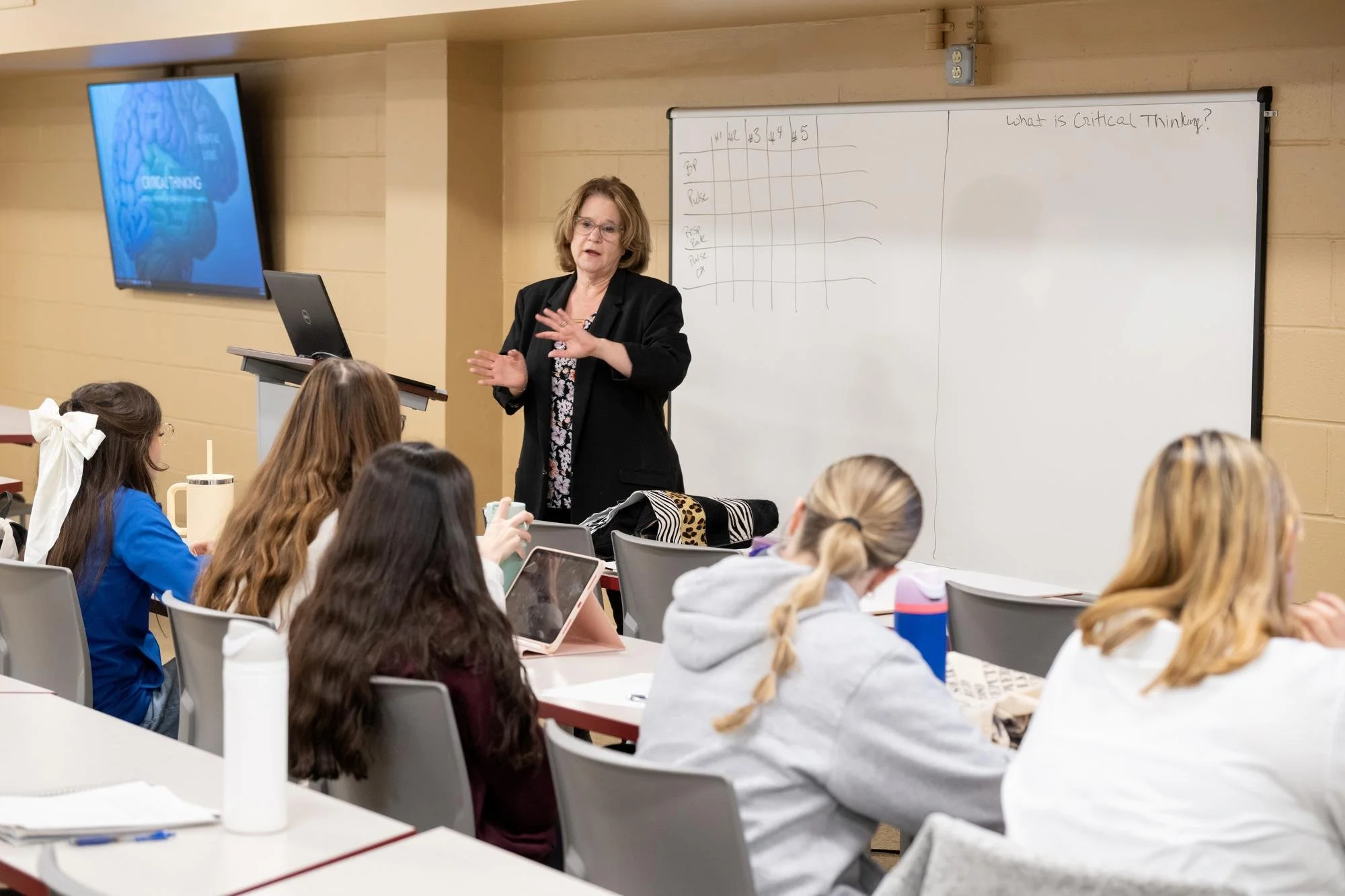 26 NURSING Critical Thinking 7130.jpg 7130.jpg