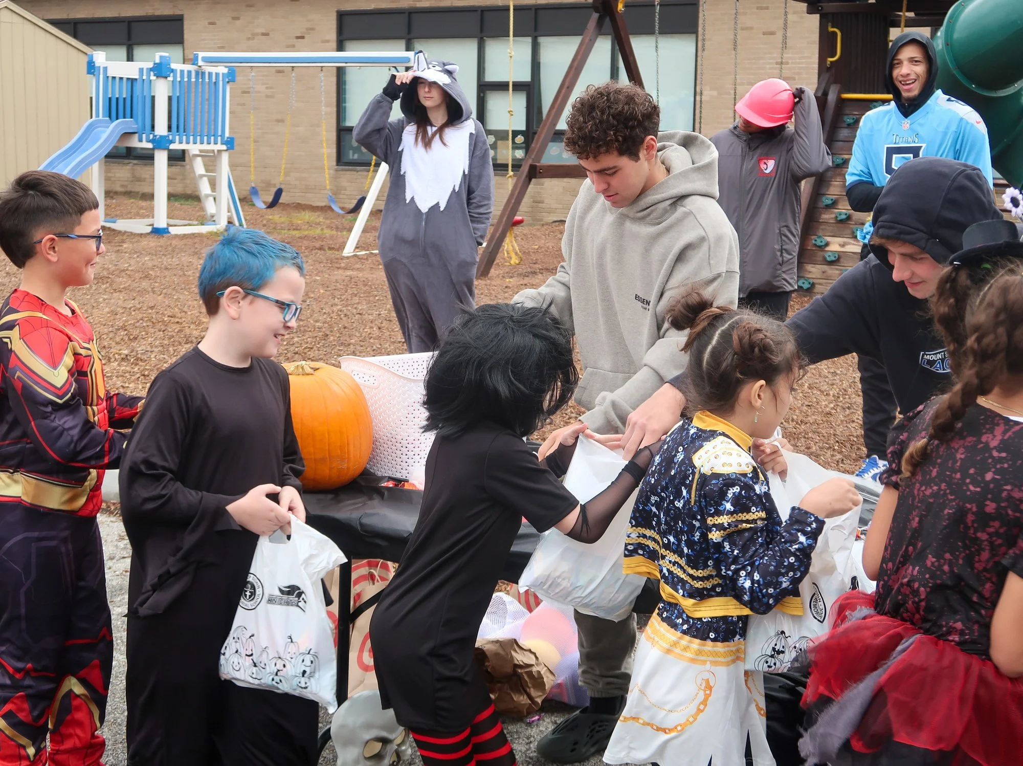 26 NOTES-BDMS HALLOWEEN3.jpg .jpg