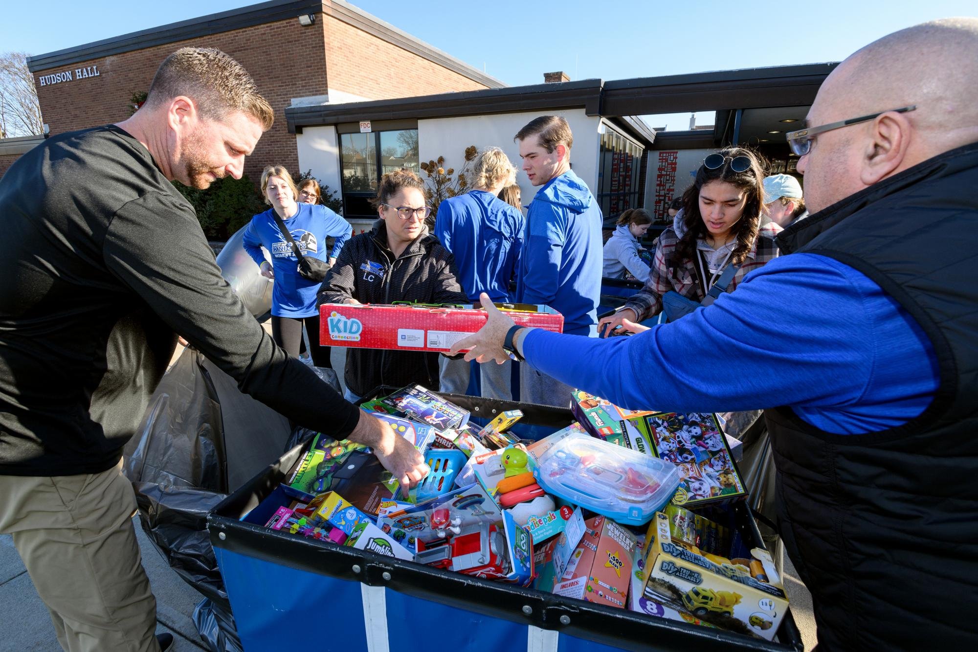 NEWS SERVICE Toy Drive 9084.jpg