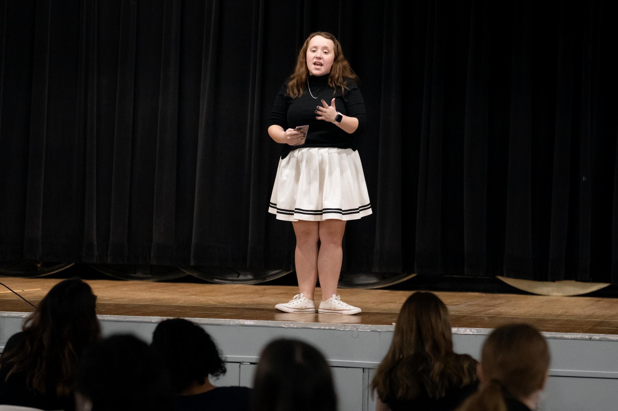 25 NOTES Talent two 3183.jpg