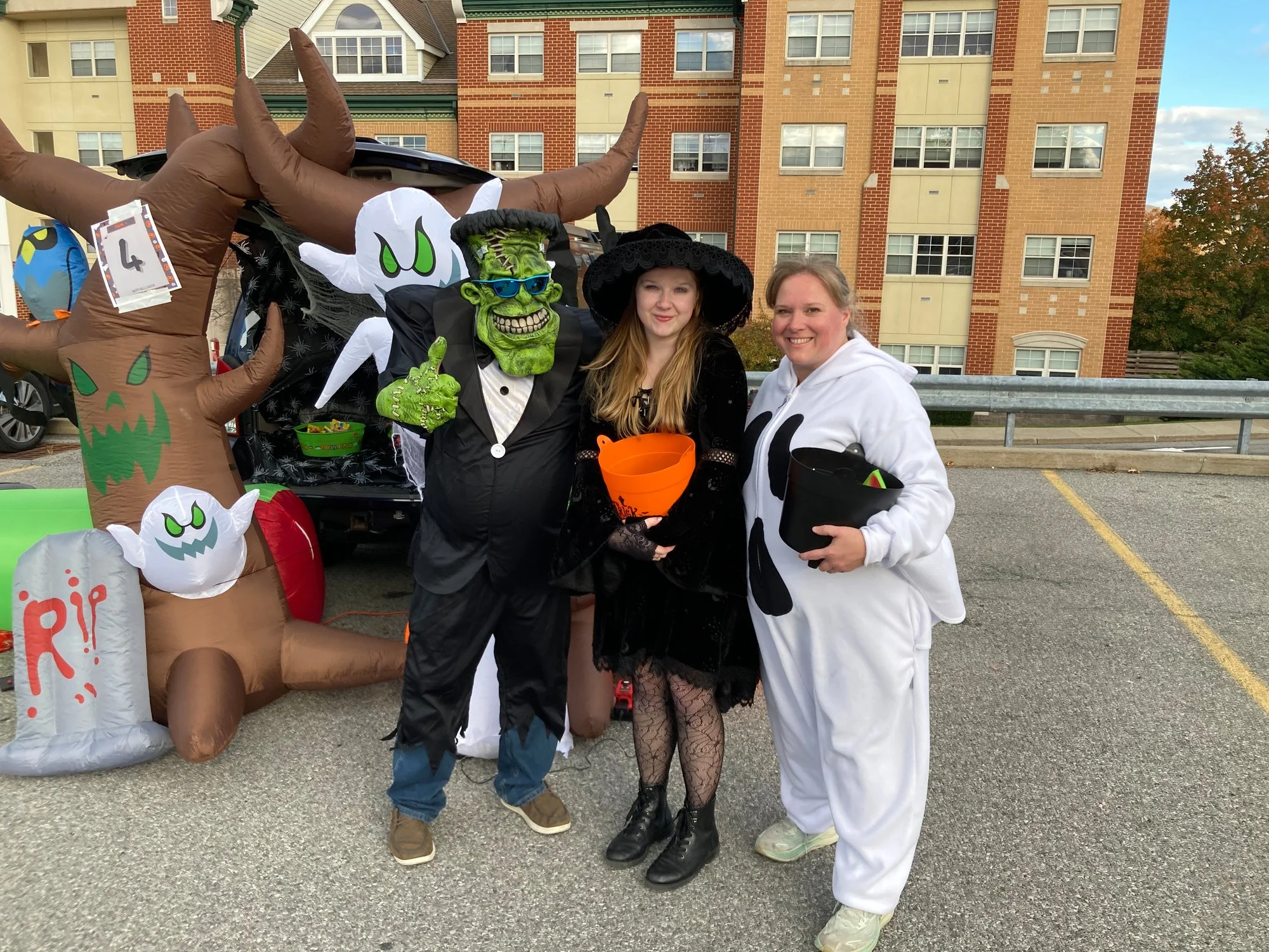 26 Trunk or Treat 1603.jpg 1603.jpg