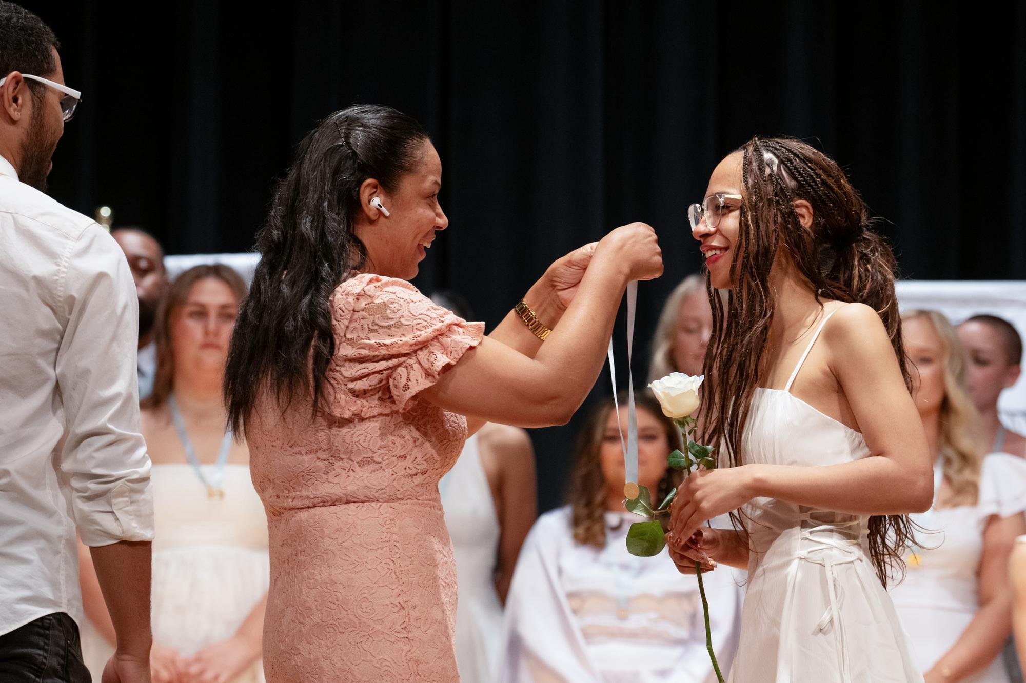 25 COMM NURSING Nurse pinning 2723.jpg