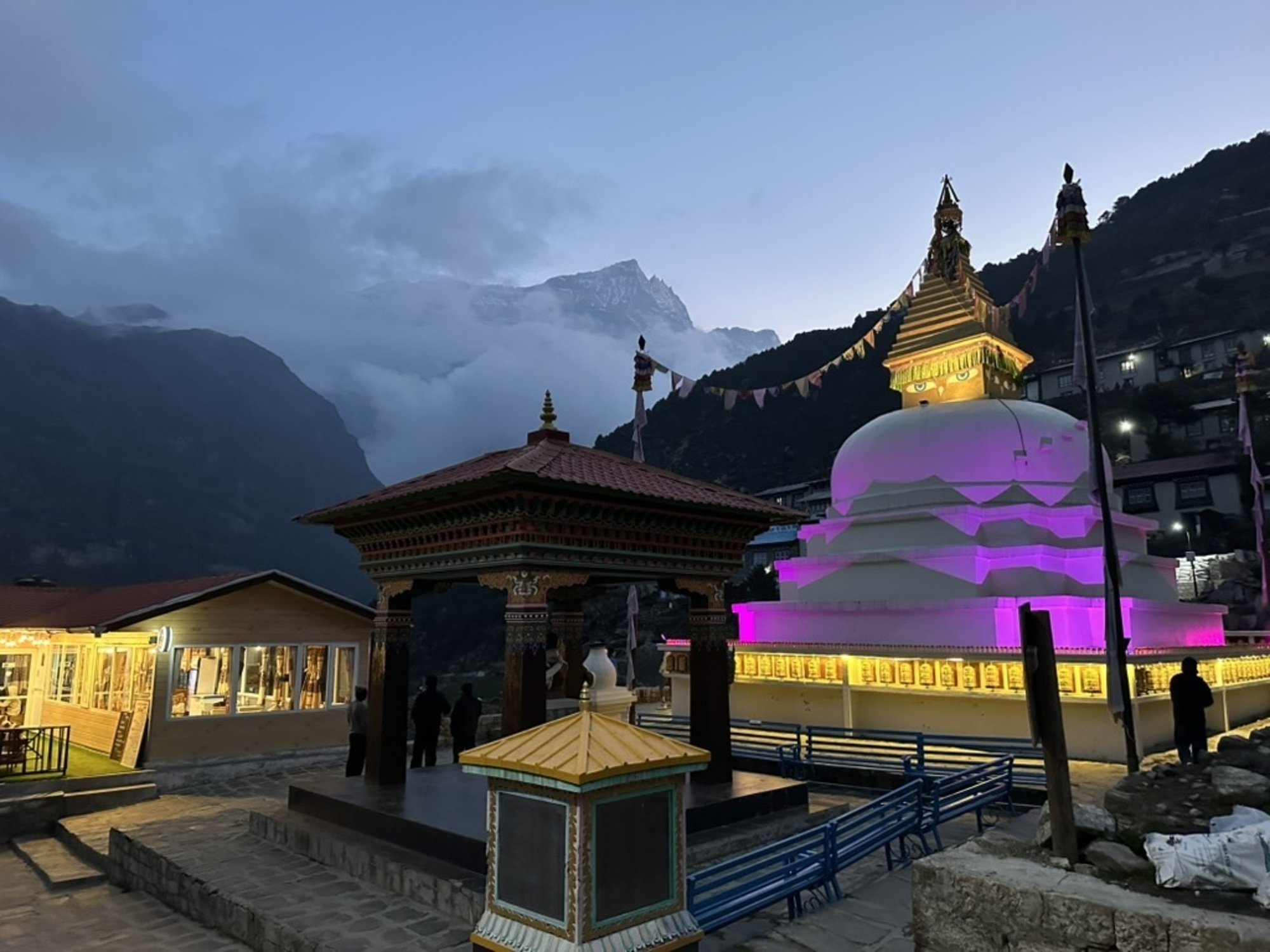 25 Everest 004.jpg