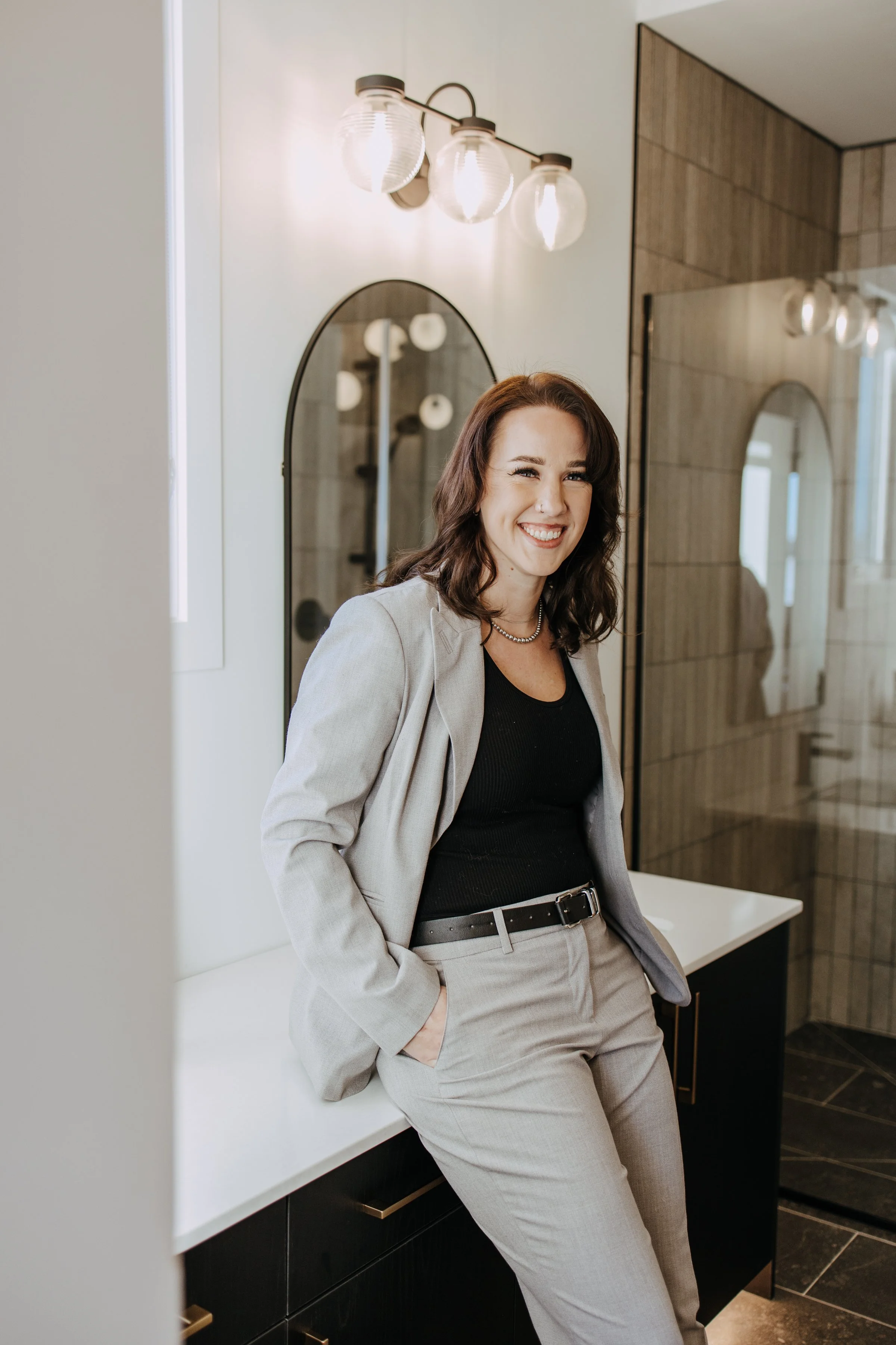 Ali Young Realtor (Headshots)