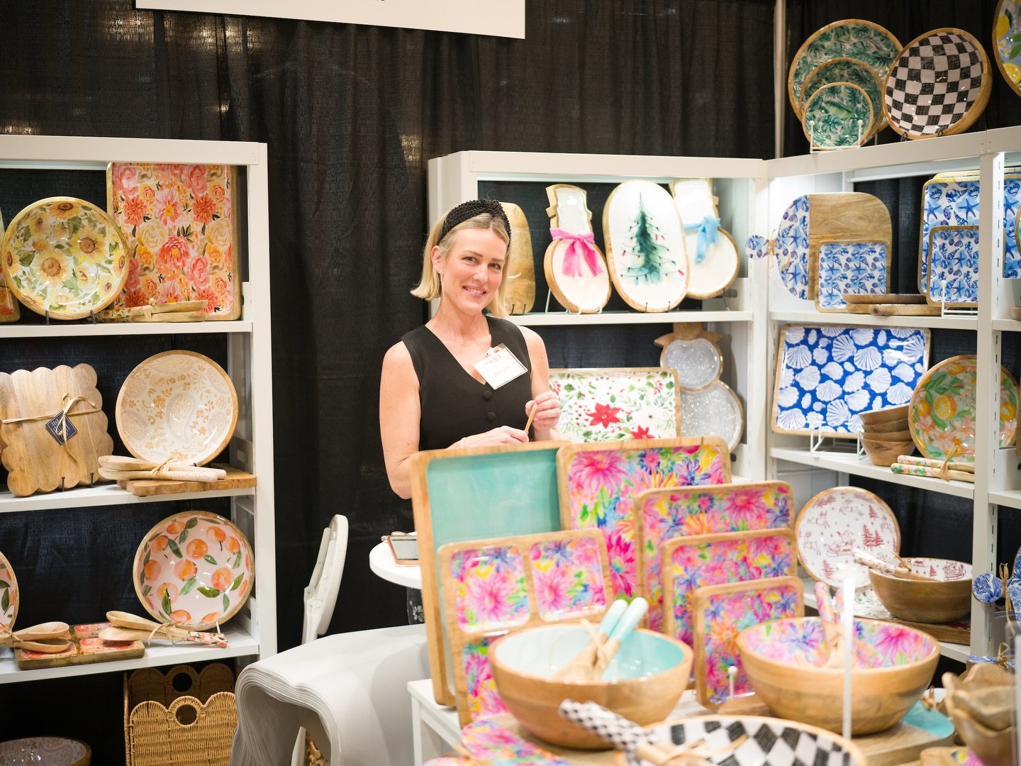 Saturday is the last chance to shop the best boutiques and the biggest sales all under one roof! Check out our &ldquo;Boutiques&rdquo; highlight for a sneak peek of items and deals!

Purchase tickets in our bio or visit thesalehouston.com. Day passes