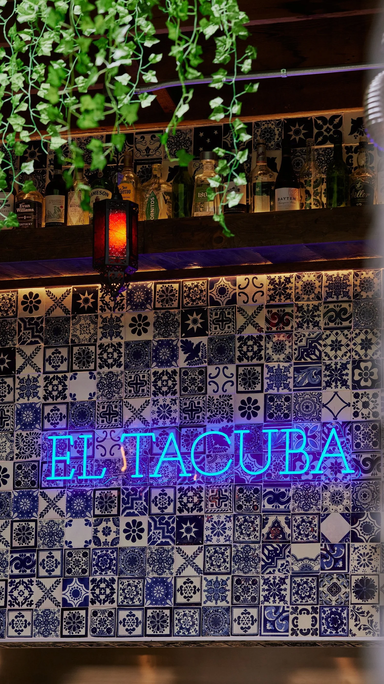 Gallery — EL TACUBA