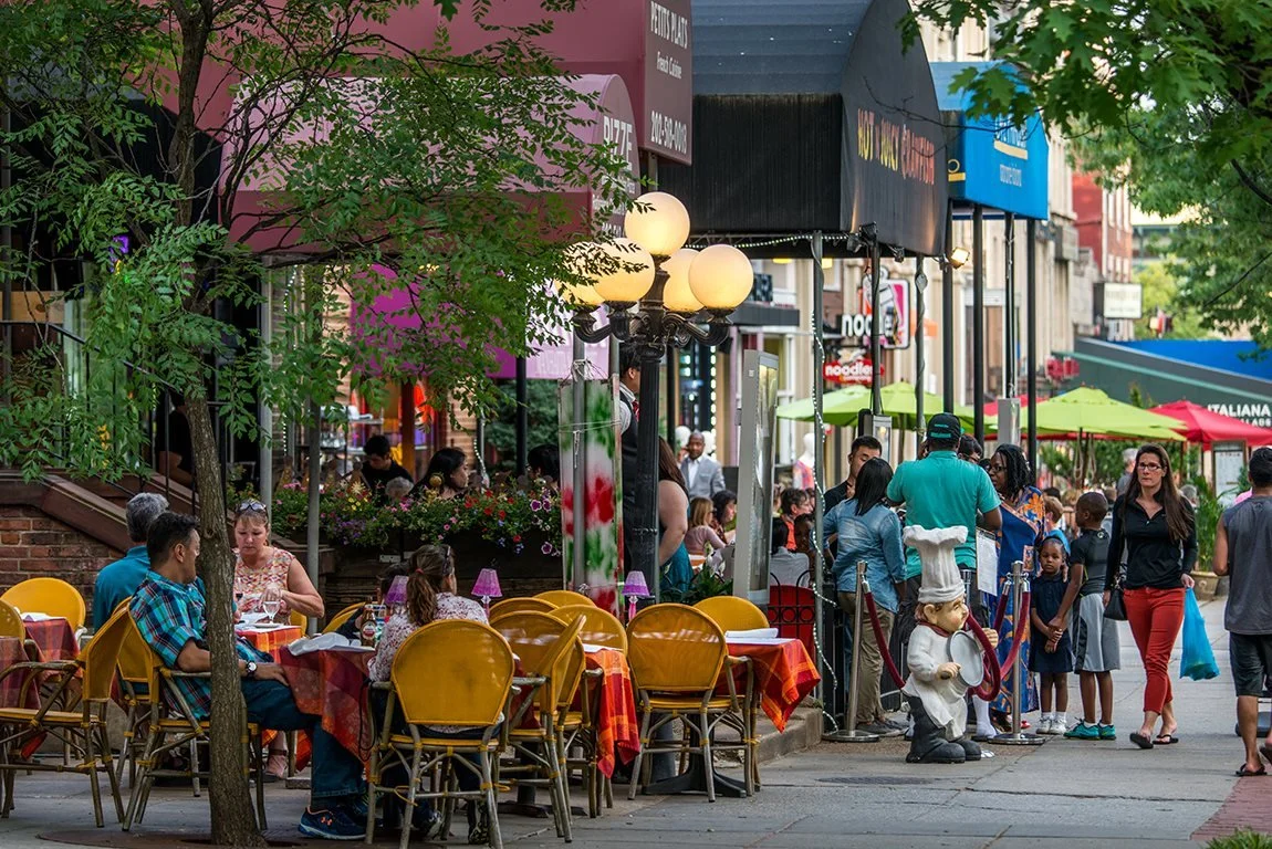 Woodley_Park_Dining.jpg