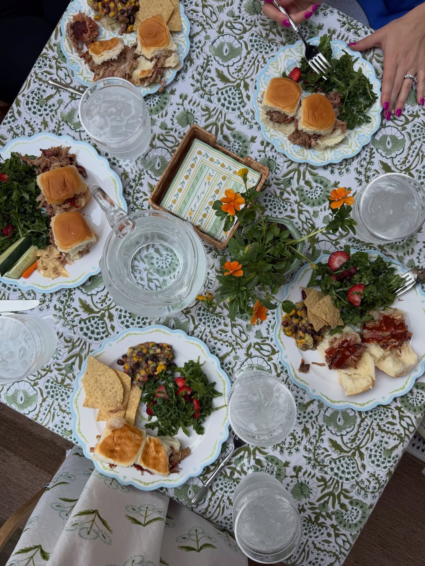 first few snips of (official) Spring 🌷☀️🩵