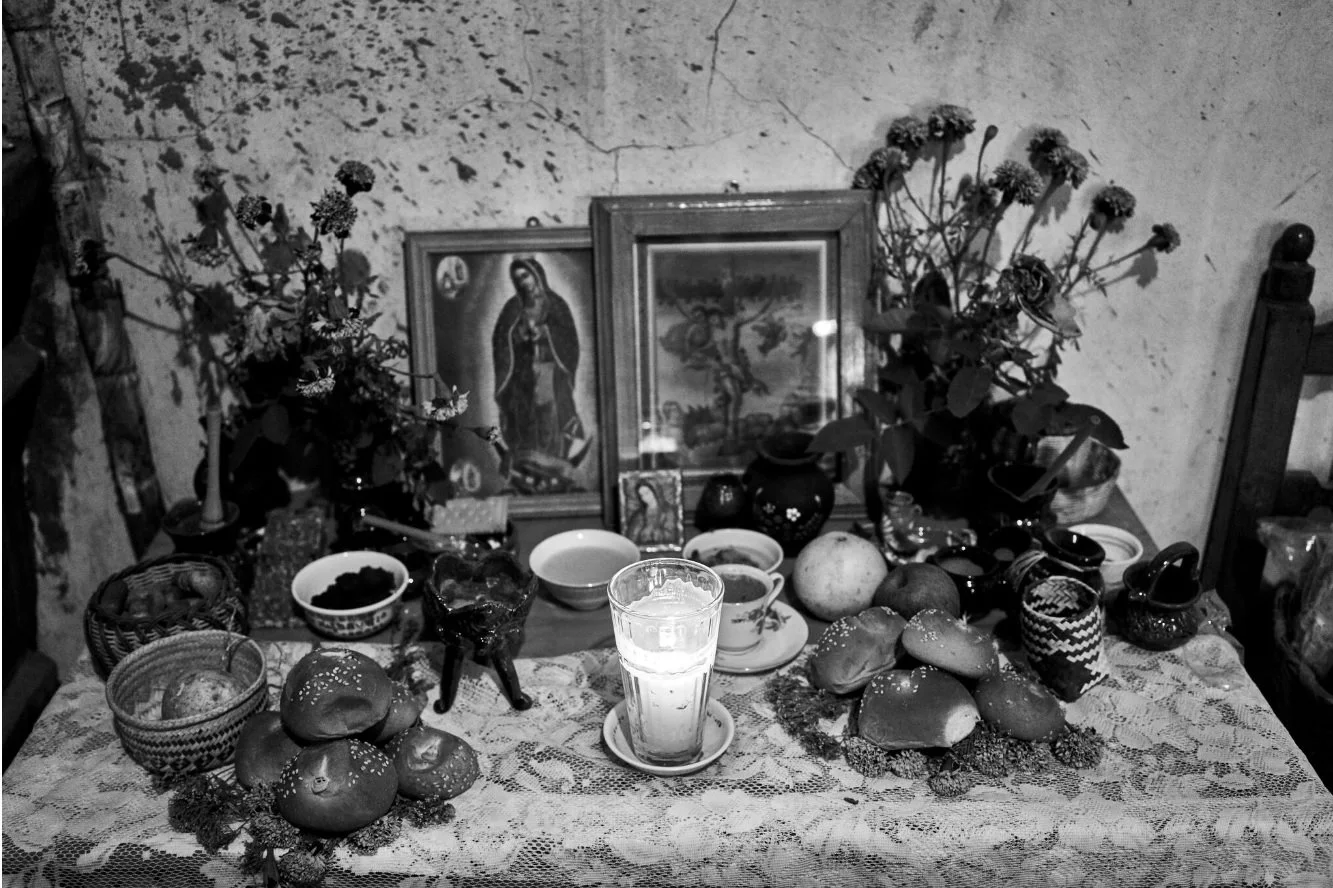 Altar BW web res GH.jpg