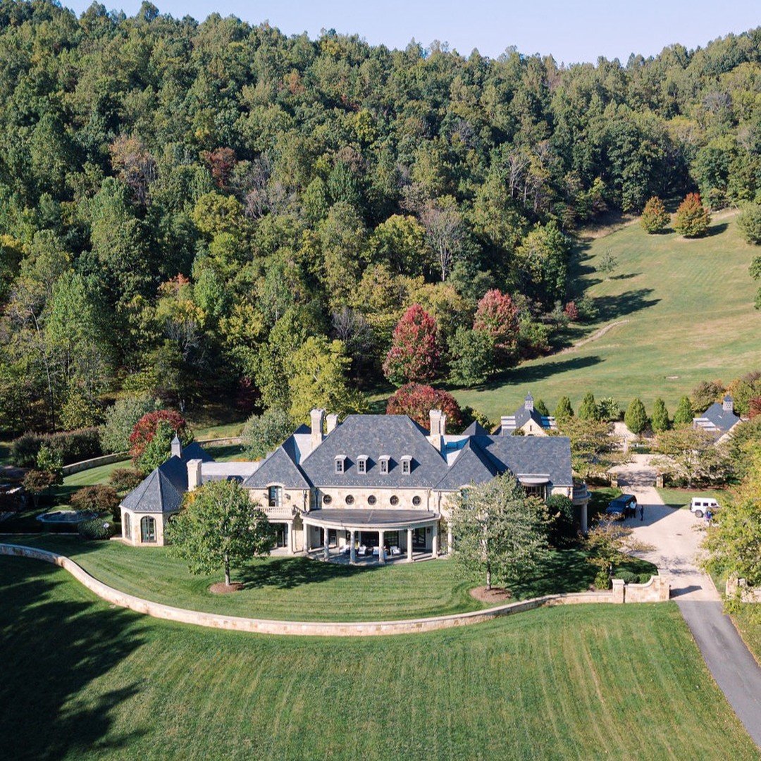 📸 @kir2ben captured some beautiful angles of Bramblewood Estate this past weekend!