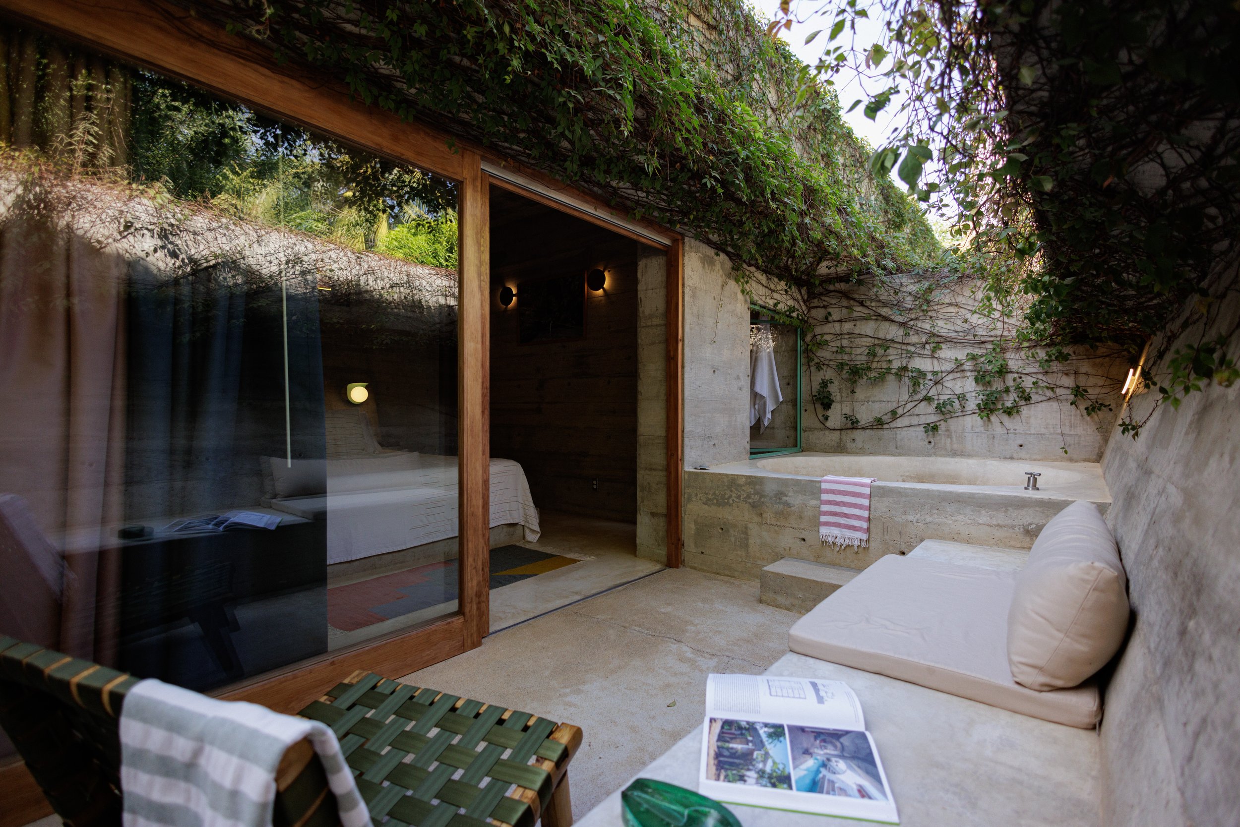 CASA TO-52.jpg