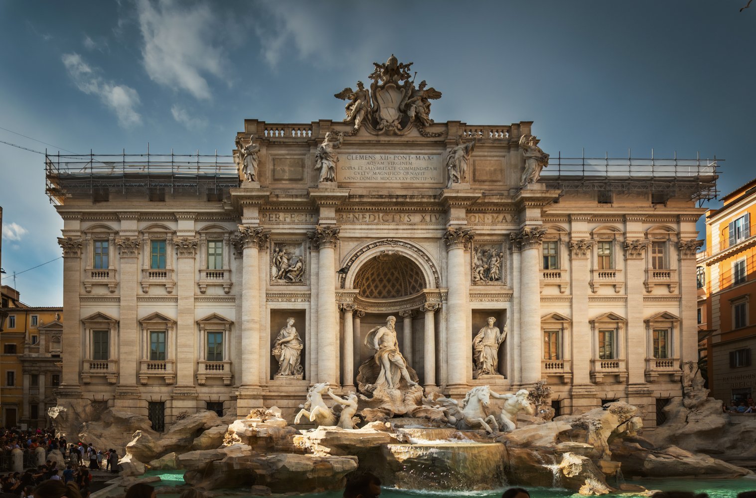 rome-statue-01.jpg