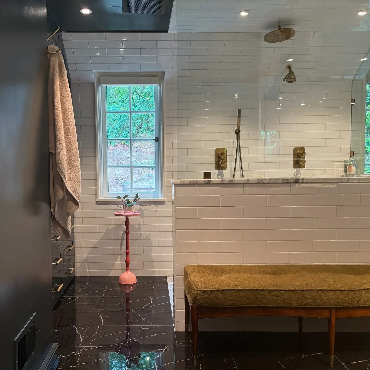 Sometimes all you need to do in your space is keep it simple. 

Comment &ldquo;SUBSTACK&rdquo; and tomorrow we will walk you through our $13 Goodwill find that is transforming this bathroom and pulling the look together. ✨