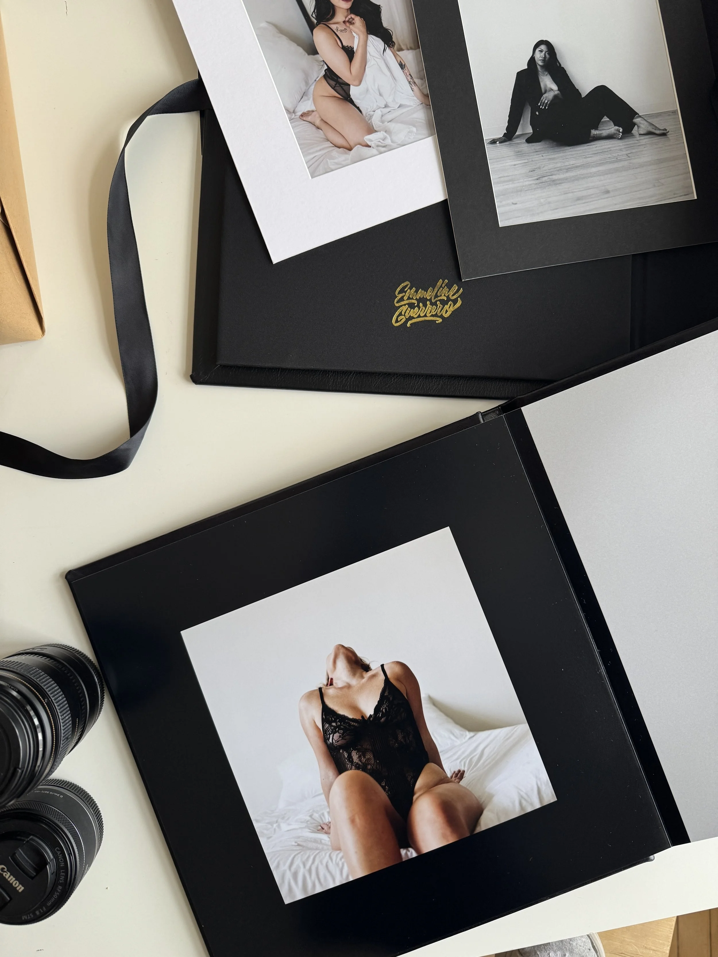 6-Emmeline Guerrero Winnipeg Boudoir Photographer.jpg