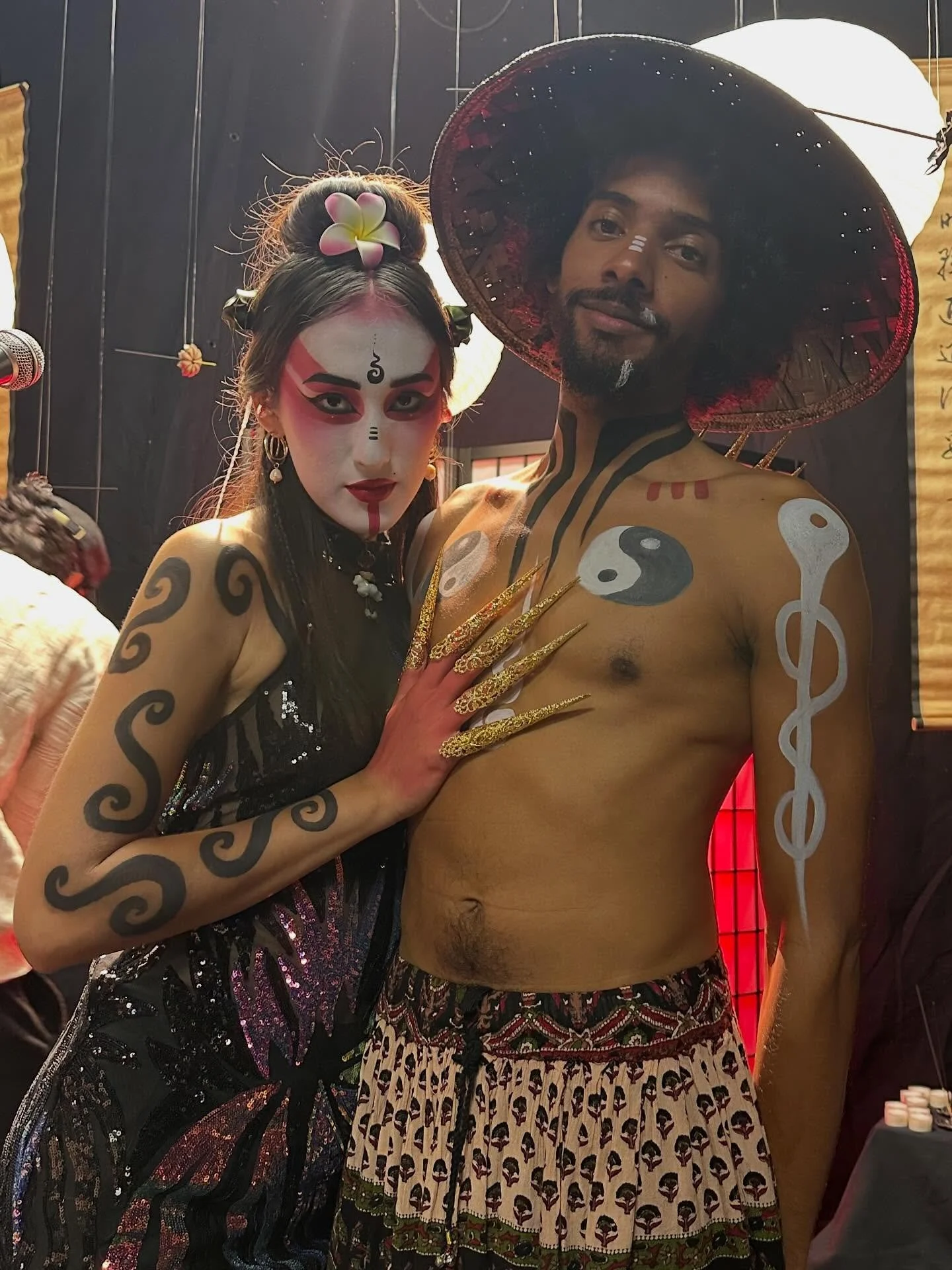 Ooooooos and aaaaahhhhs in our ears for divine intervention 11/11 is upon us darings, we are feeling the reflection