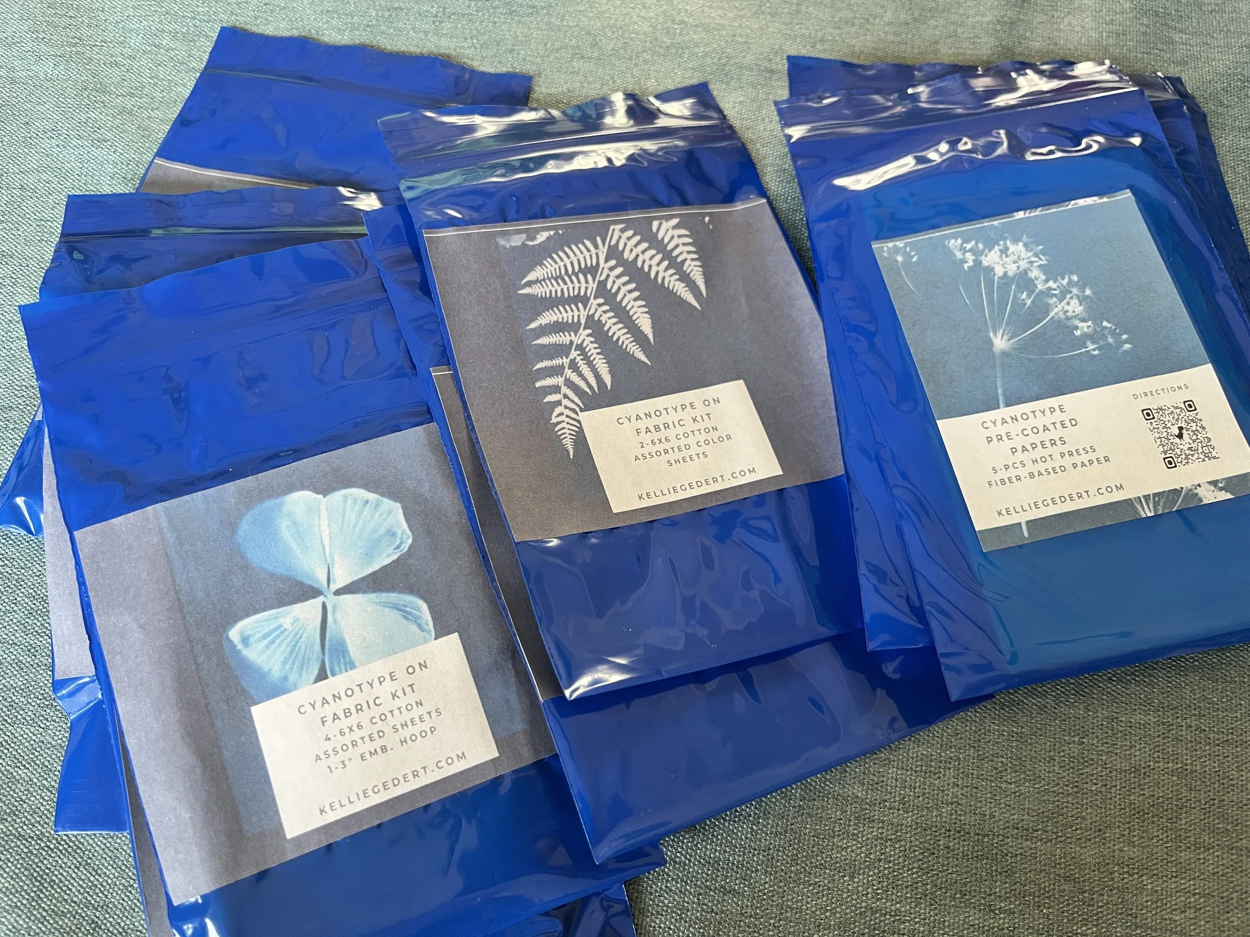 Cyanotype Precoated Paper &amp; Fabric kits - mini how to