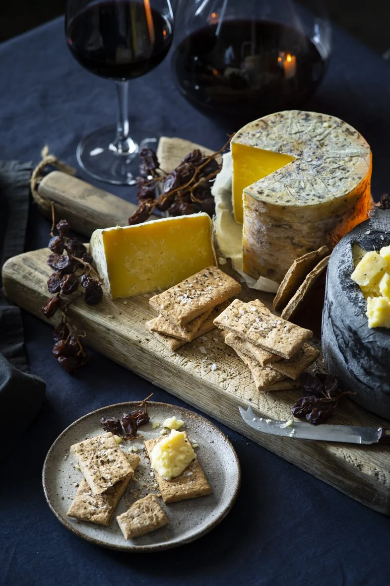 Peppered rye crisps.jpg