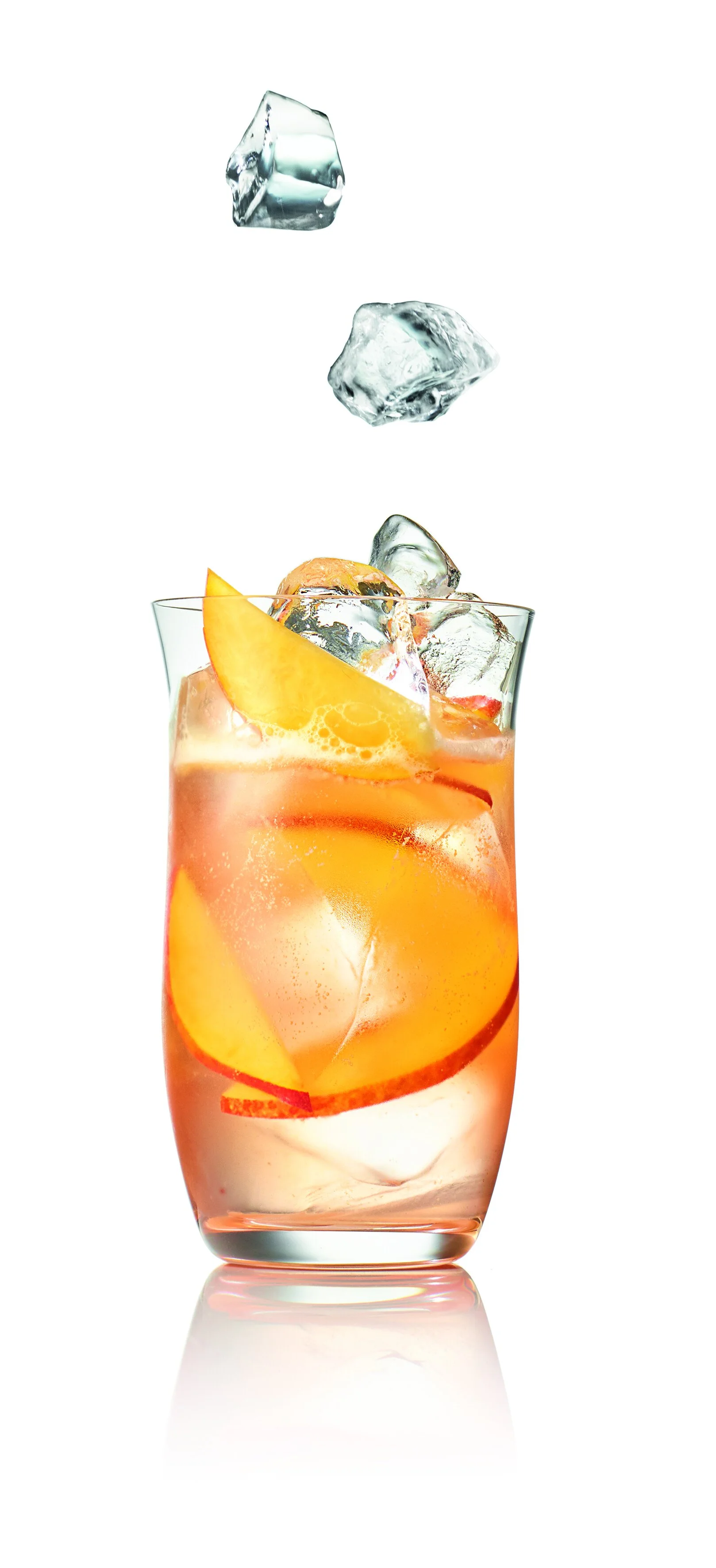 WAITROSE 462373_Shot 5 Peach Tea & Rum_100_M.jpg