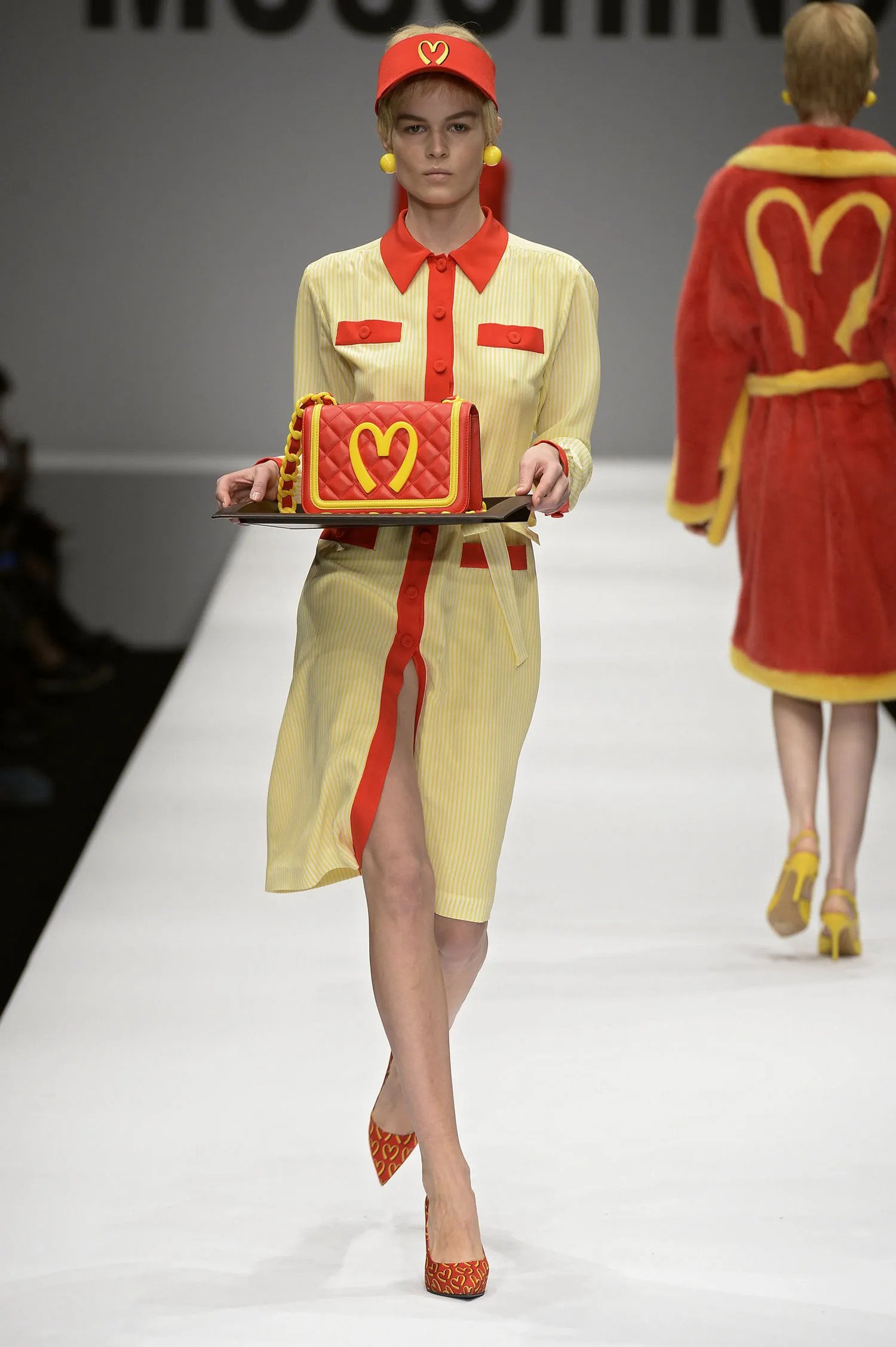 fashion-2015-08-moschino-mcdonalds-february-2014-main.jpg
