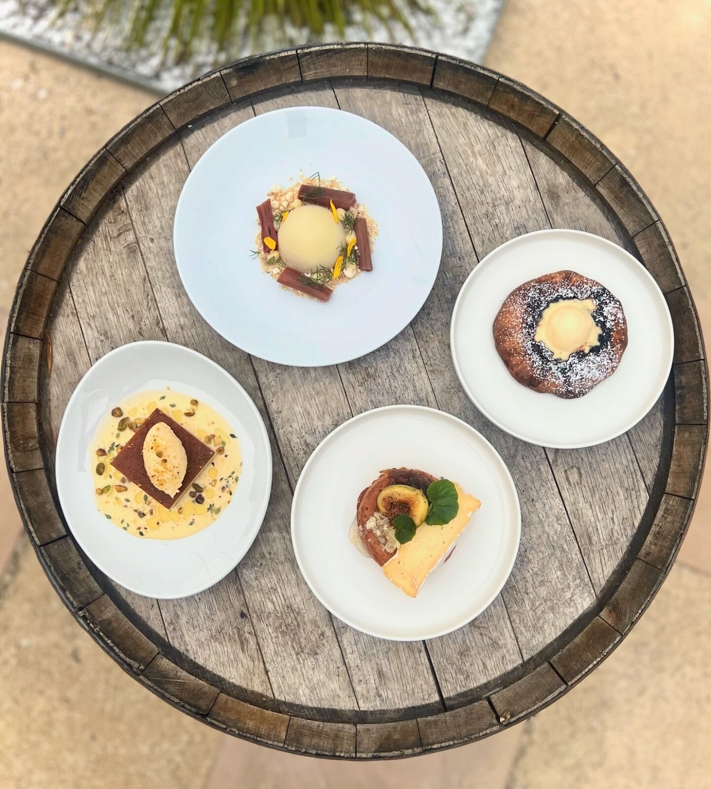 To satisfy your sweet tooth!
The Sty will now be serving dessert options which are all made in house. 
Enjoy something sweet along side your coffee or even a cheese with your beverage in the Piggs Peake courtyard.
Desserts may change, so please see o