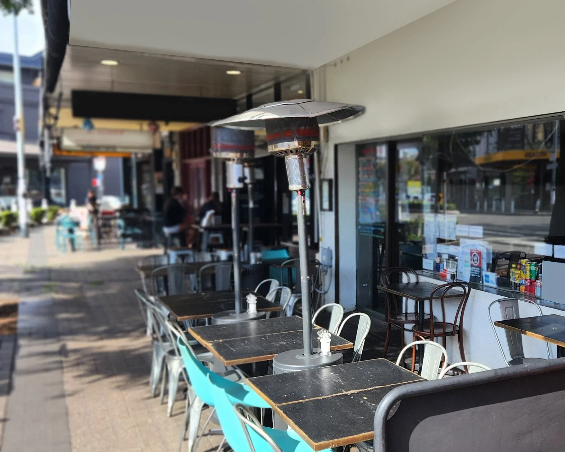  EFFECTIVENESS AND COST OF OUTDOOR ‘MUSHROOM’ HEATERS