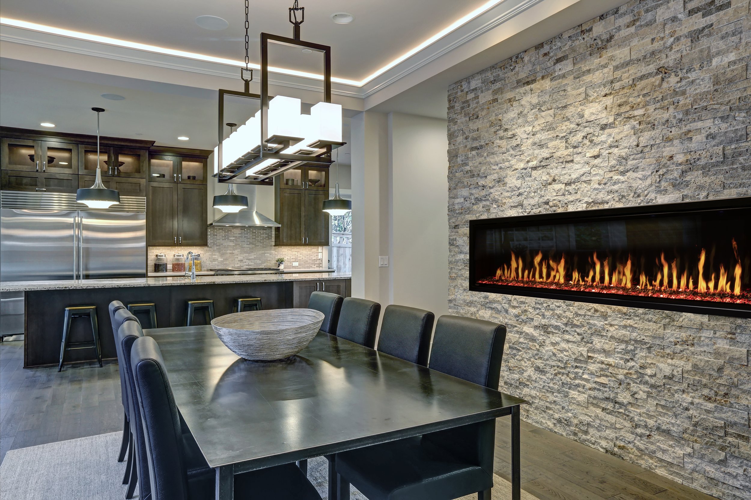 MF ORION 100 DININGROOM.jpg