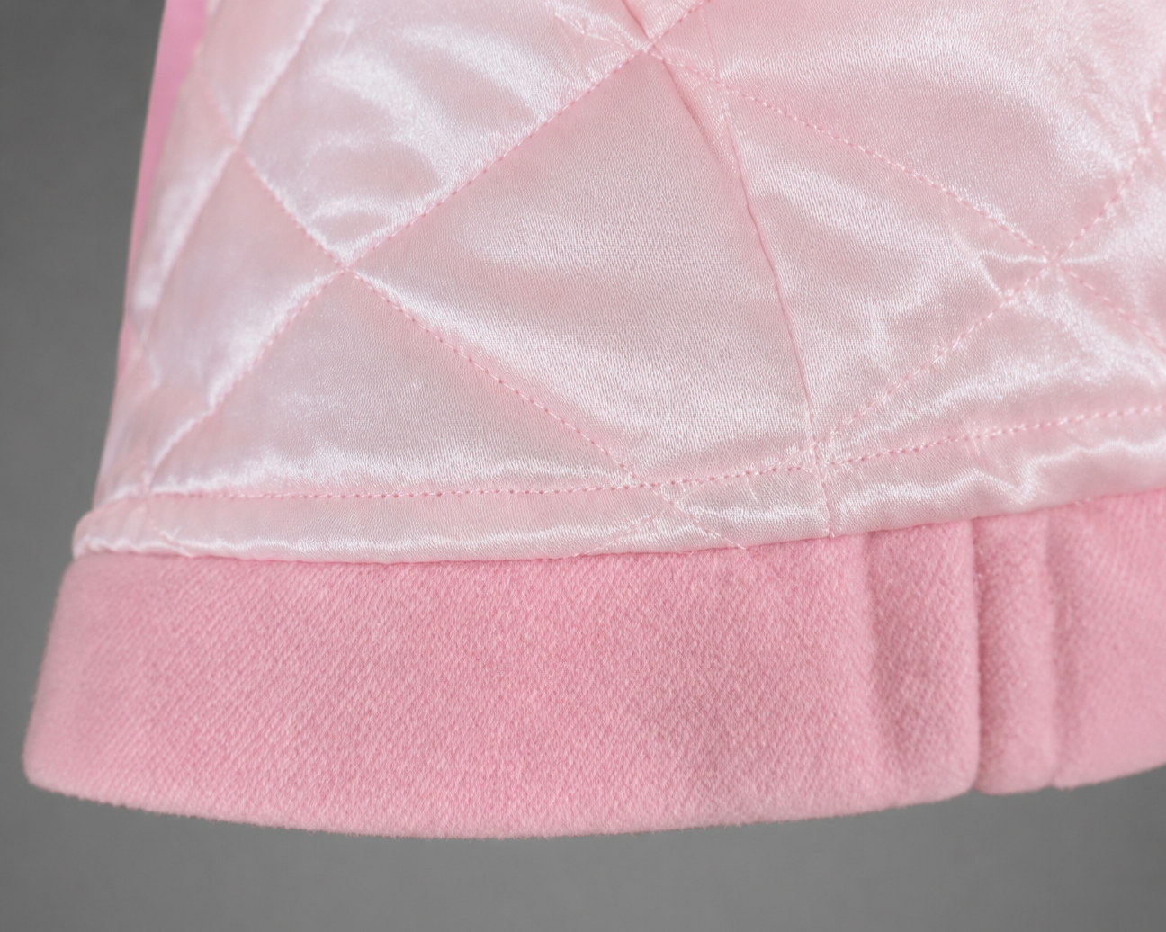 CUSTOM MADE QUILTED LINING & CLEAN FINISH