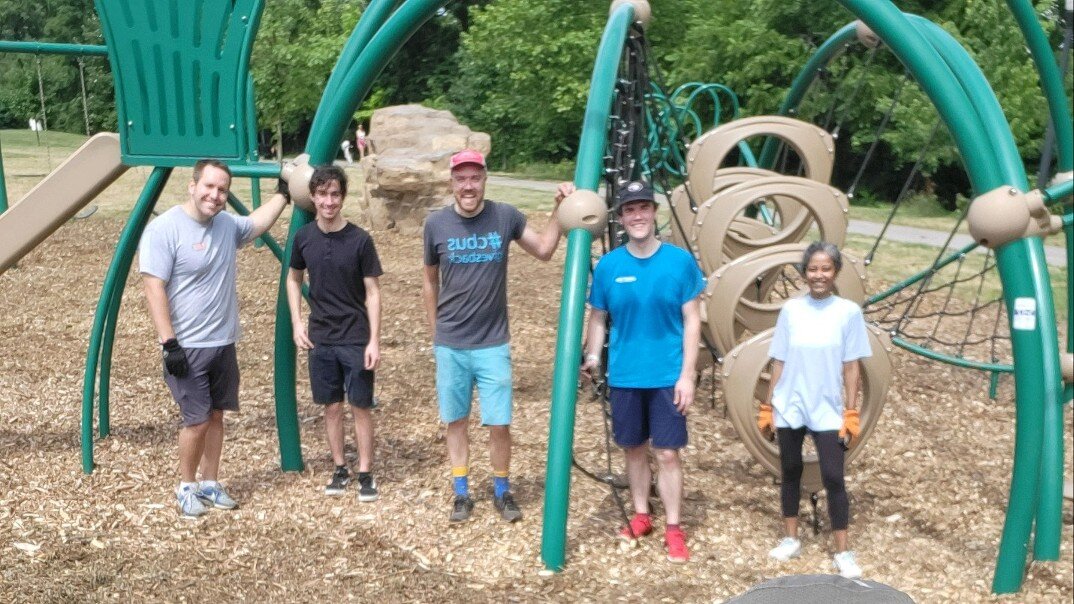 We have a fun volunteer opportunity happening this weekend! On Saturday, June 24, we'll be mulching a preschool playground for the Columbus Early Learning Centers. Spend time outside, help a great organization, and get to know other CGB volunteers!

