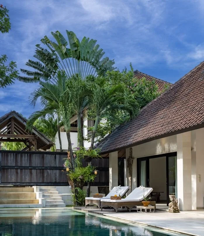 Building, pool, sun lounger, garden - Nyoman