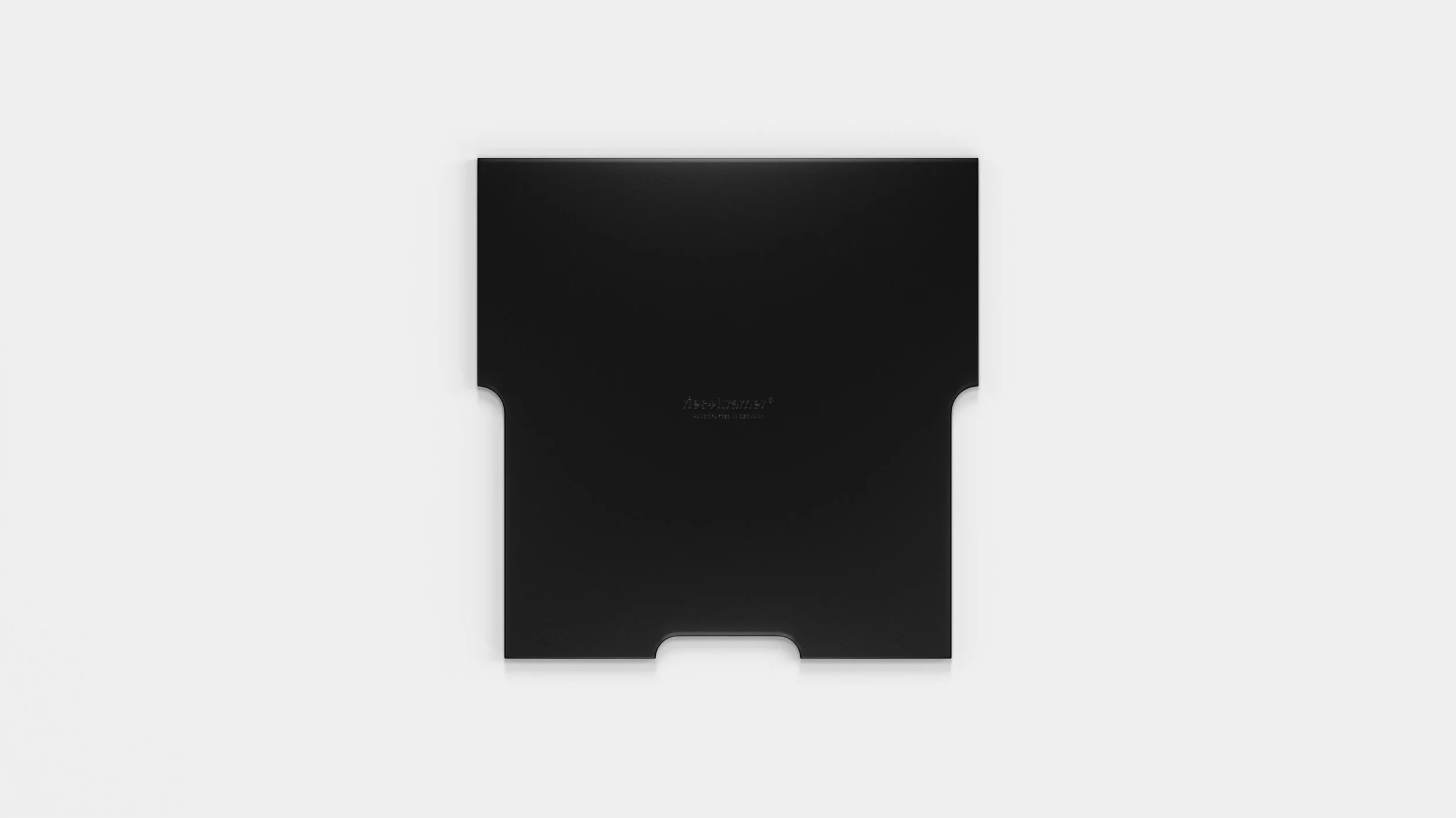 Final - NE Nero Frontal Plain 35.jpg