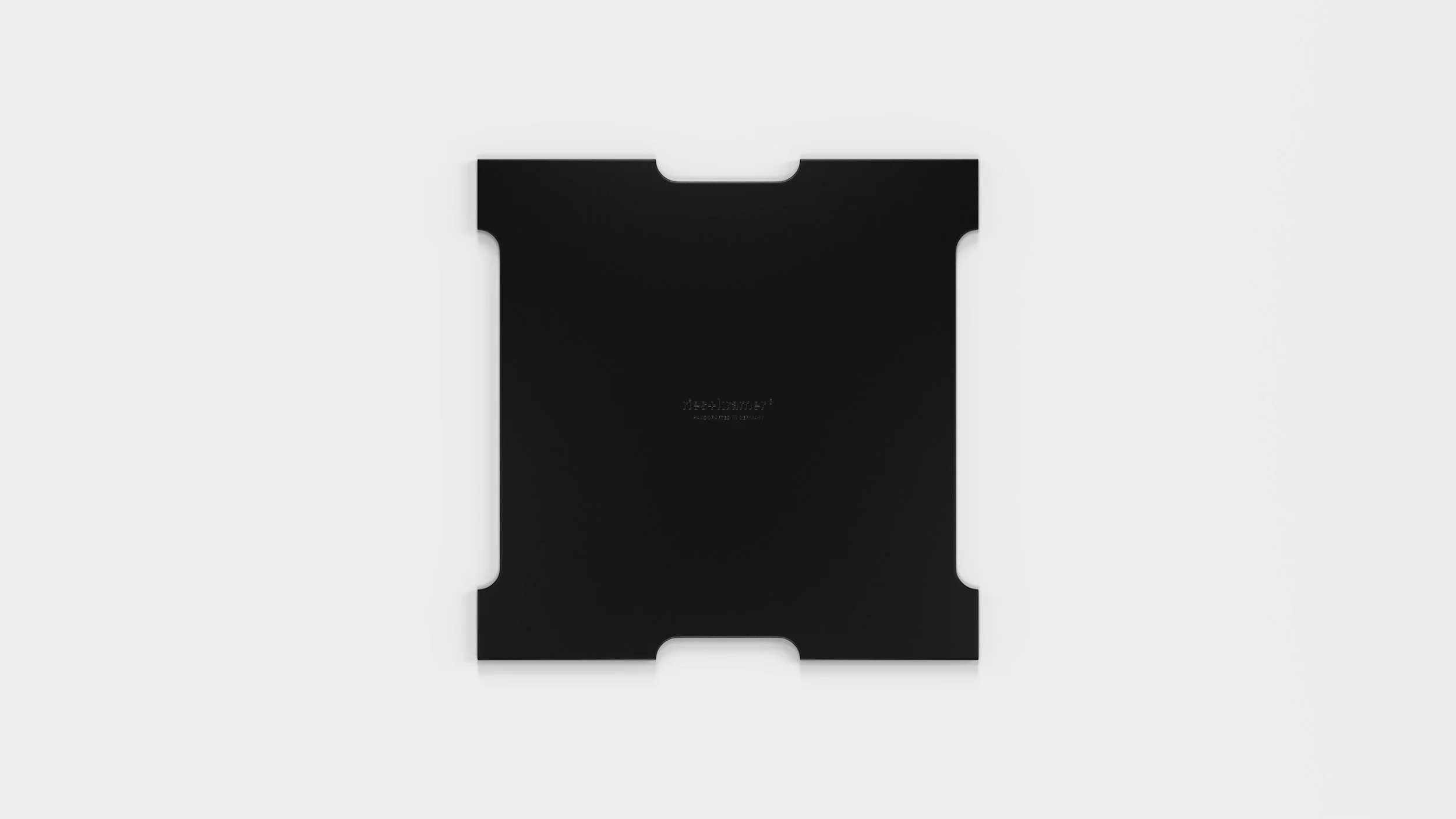 Final - NE Nero Frontal Plain 35.jpg