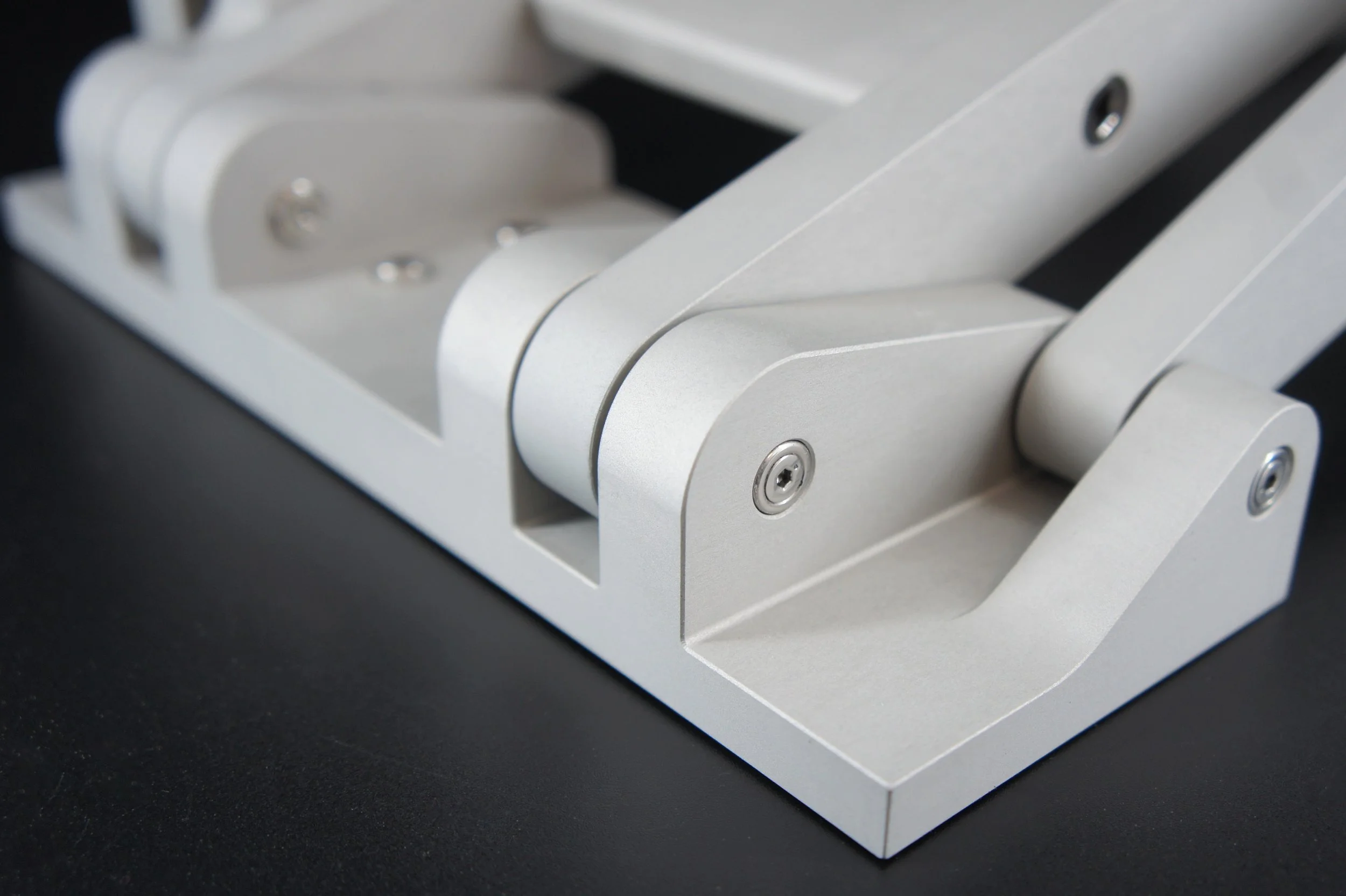 Pantograph Hinges — Carbinium Engineering