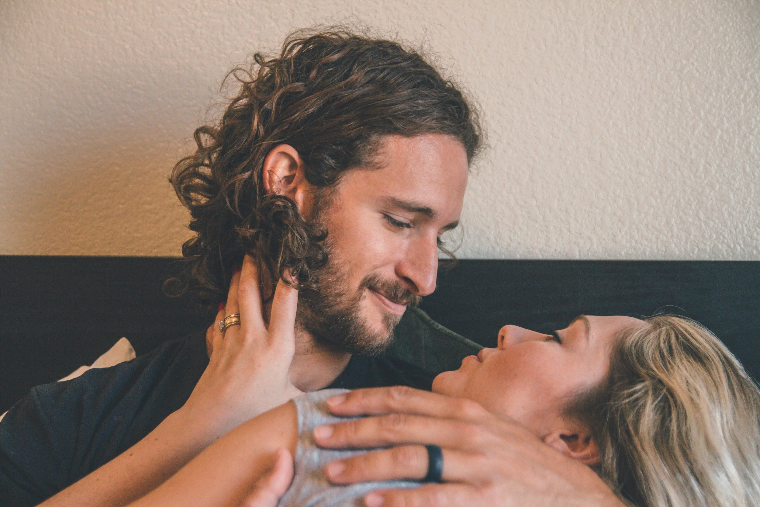 Reigniting Intimacy: How Coaching Can Help Couples Break Free from Routine and Reconnect
