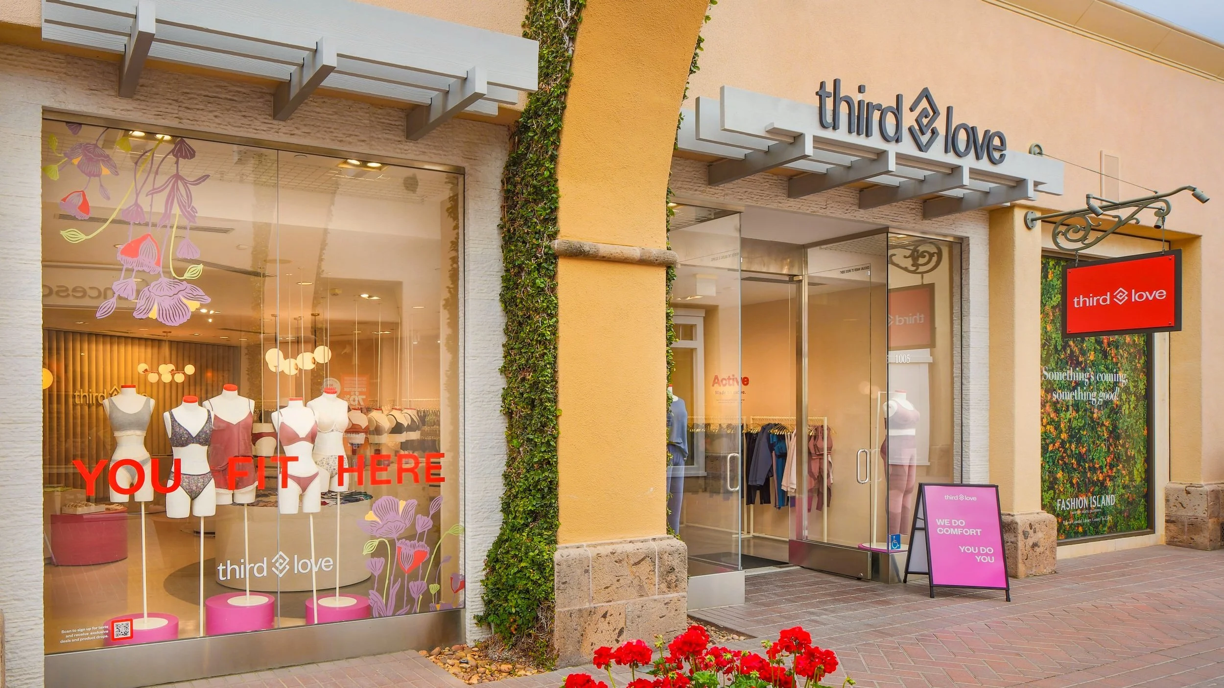 Third_Love_Store_Front.jpg