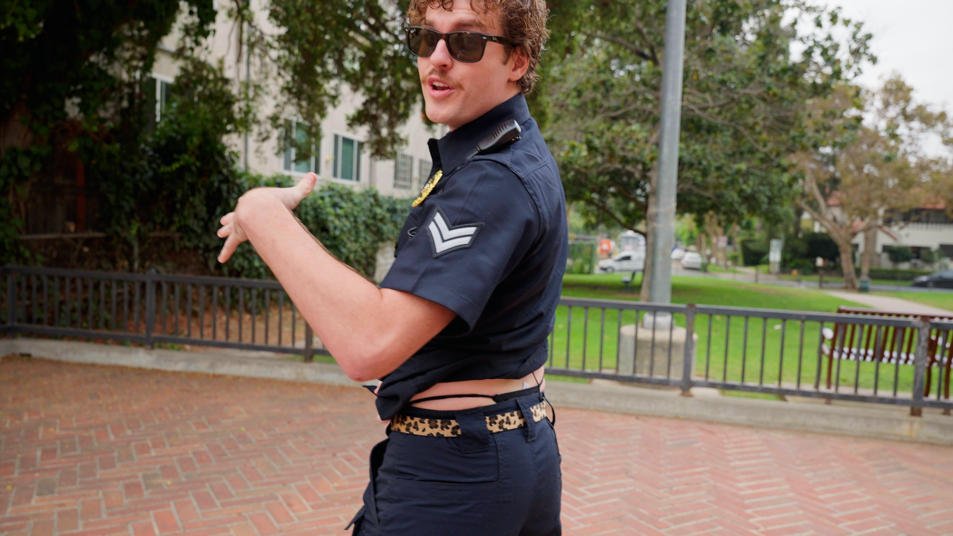 EP1_THONG.png
