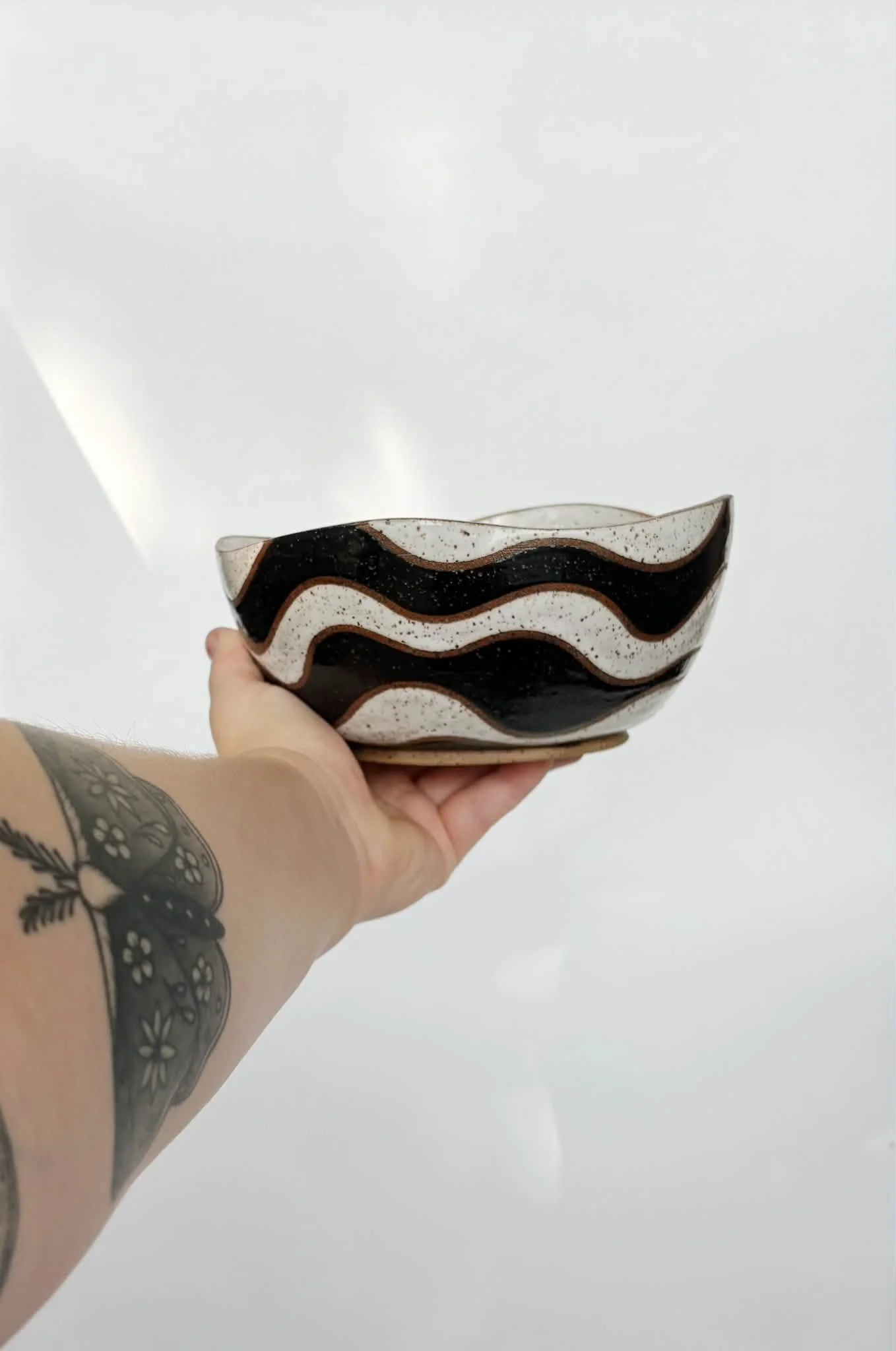 serving bowl b+w.jpg
