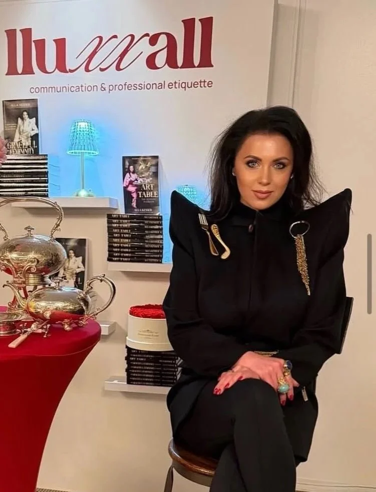 The Role of Behavioral Science in Modern Etiquette Coaching: The LLUXXALL Perspective