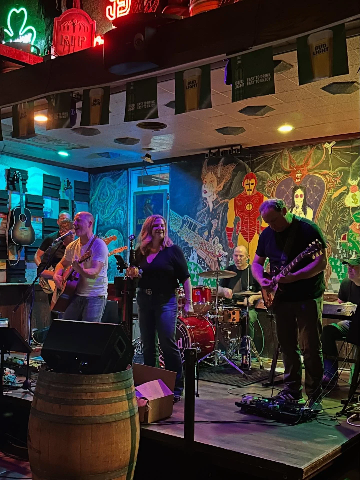 Thank you @mcgovernssanmateo for hosting us again last month, and for supporting our @aragondons fundraiser for the class of 2026. We appreciate everyone who came out to hear us play. #aragondons #classicrock #sanmateo #livemusic