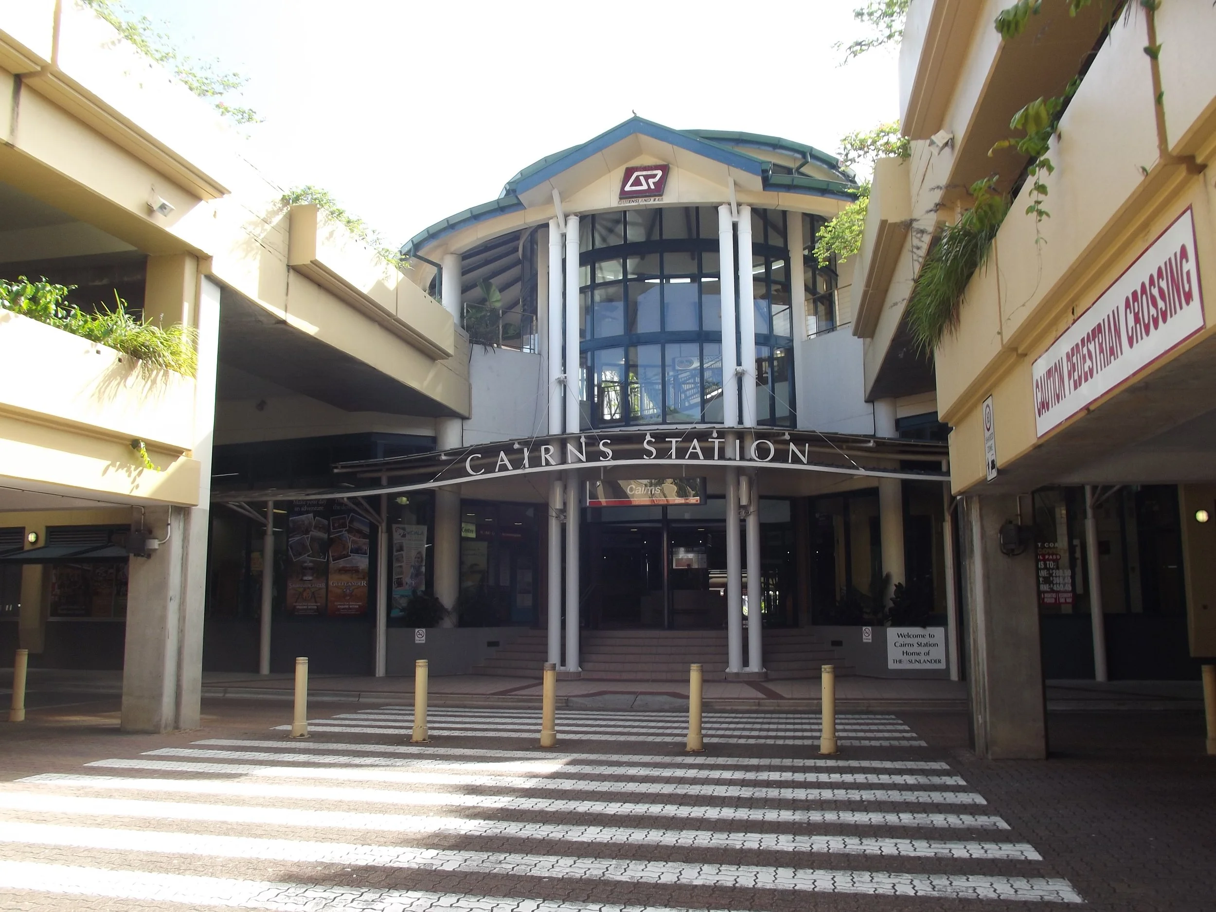 Cairns_Railway_Station.JPG