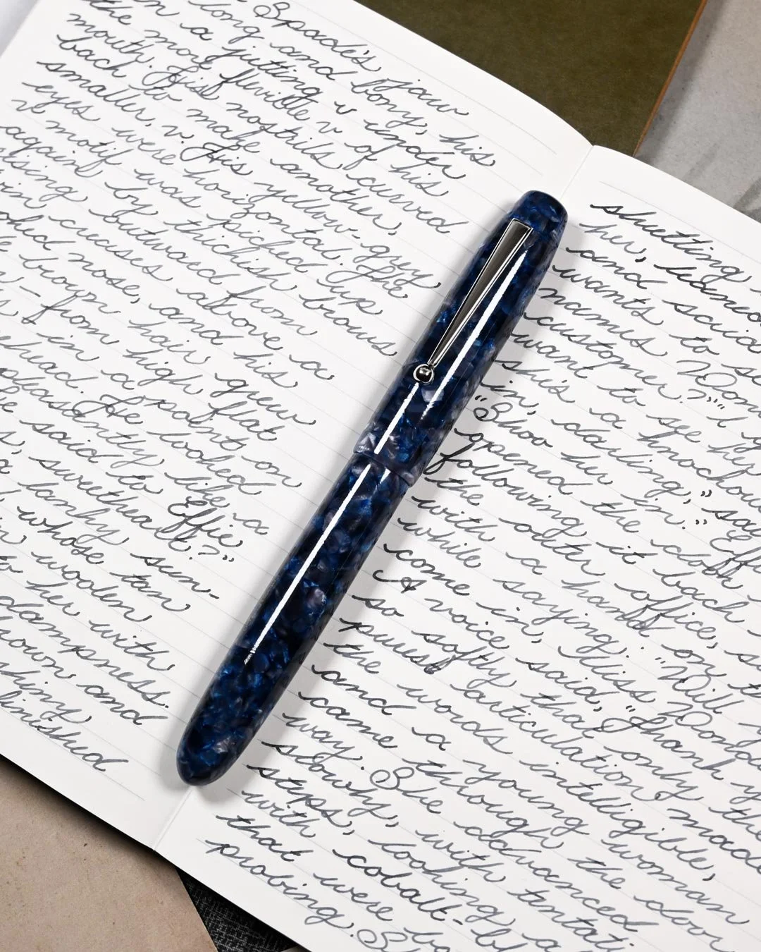 Monteverde Azure Noir writing sample with Edison Collier 1