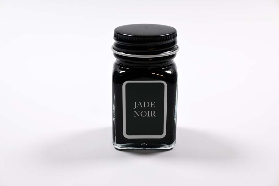 Monteverde Jade Noir bottle