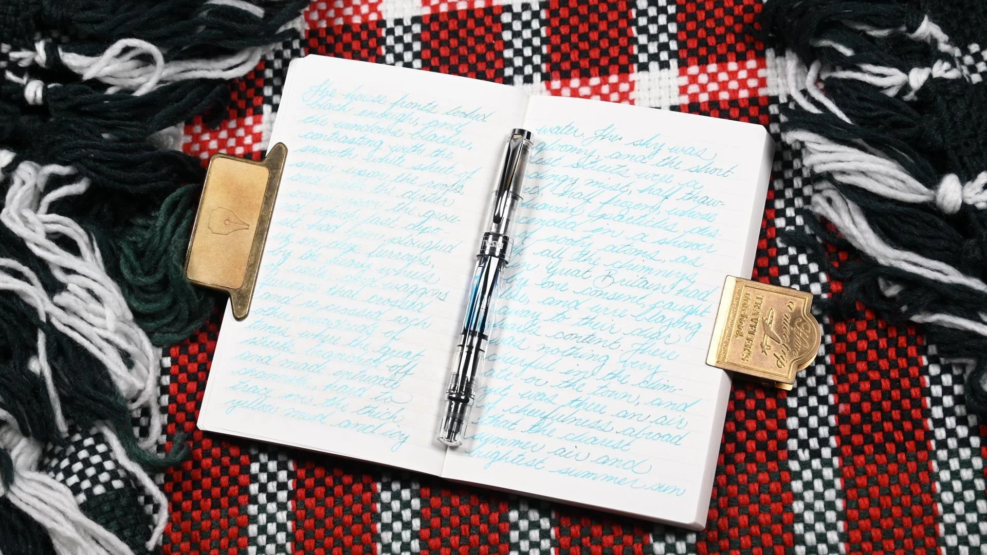 Diamine Let it Snow writing sample 1
