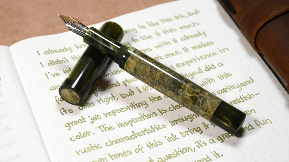 Writting Pan Wearingeul Peter Pan - Ink Review
