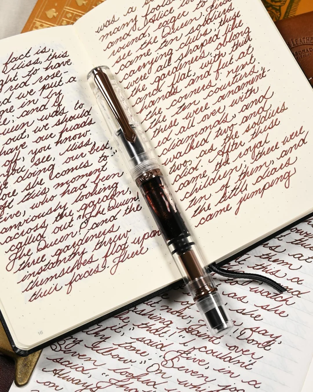 Wearingeul Queen of Hearts writing sample with Nahvalur Original "Fall" 3