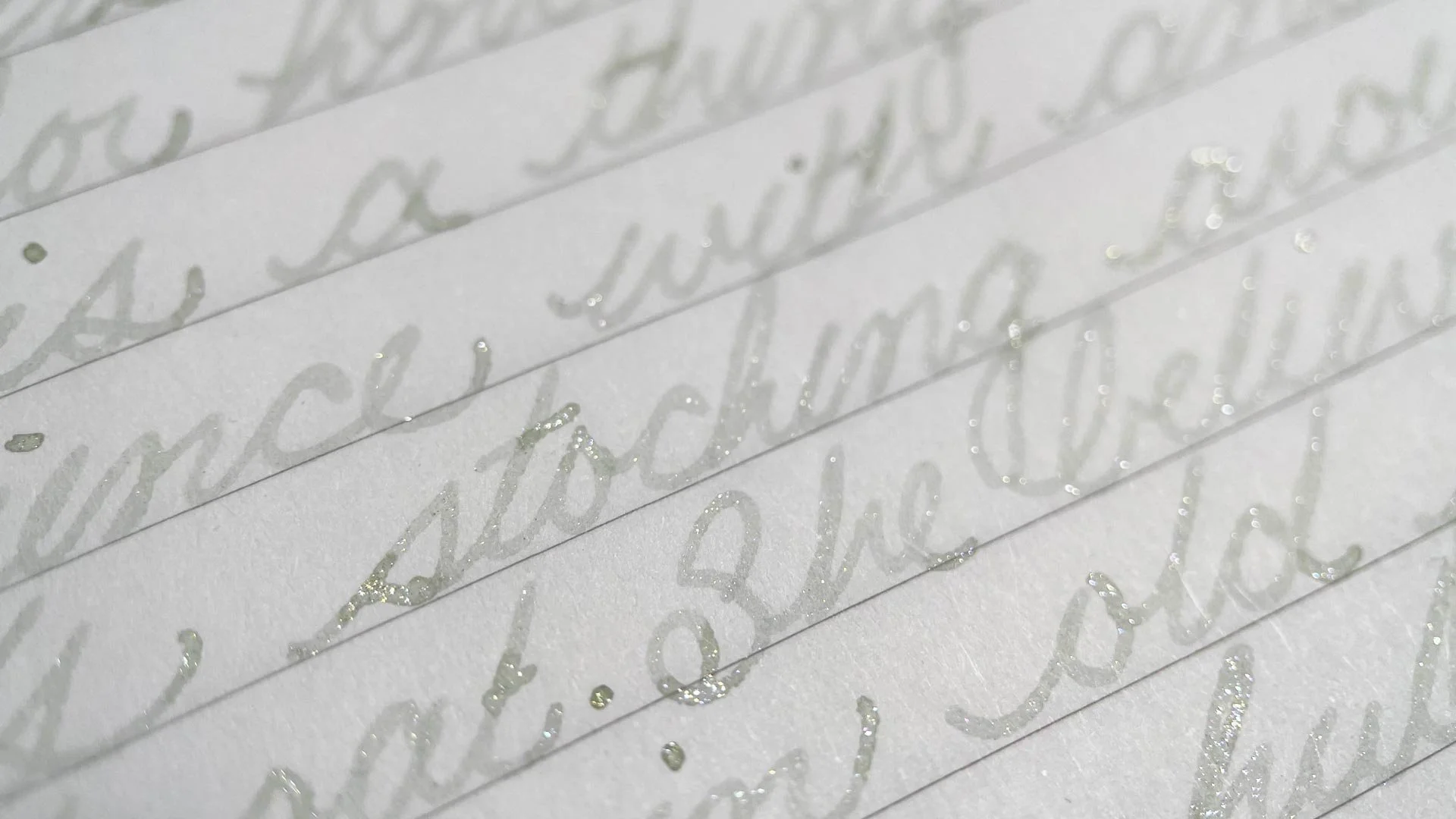 Wearingeul Tinker Bell cursive macro 3