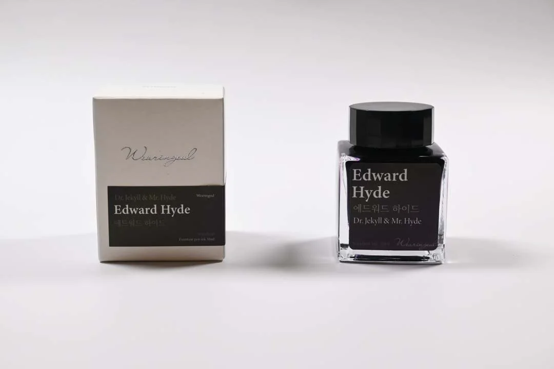 Wearingeul Edward Hyde bottle
