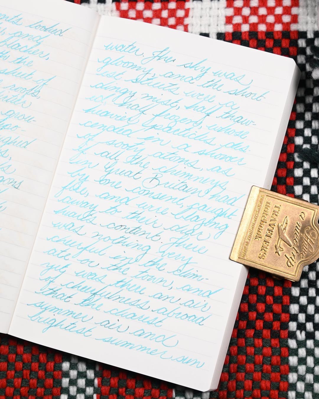 Diamine Let it Snow writing sample 4
