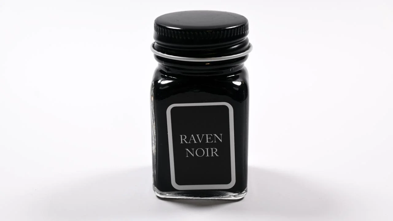 Monteverde Raven Noir bottle