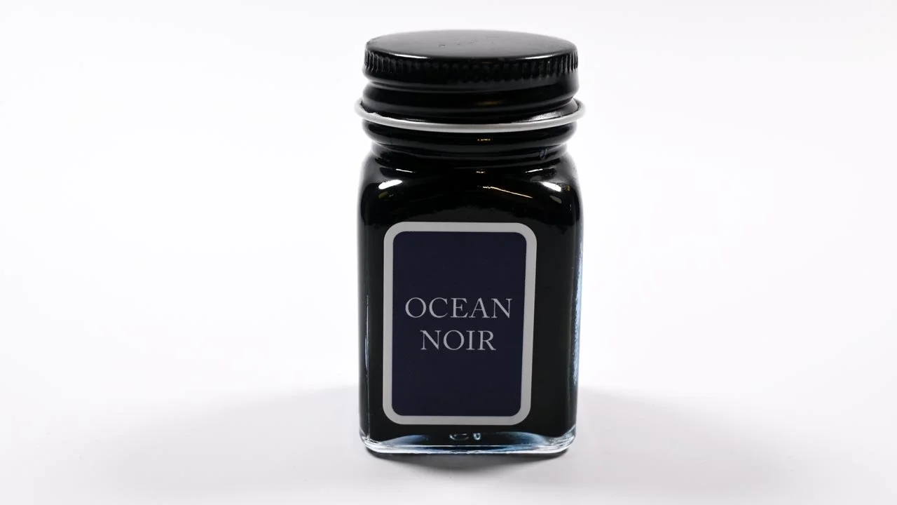 Monteverde Ocean Noir bottle